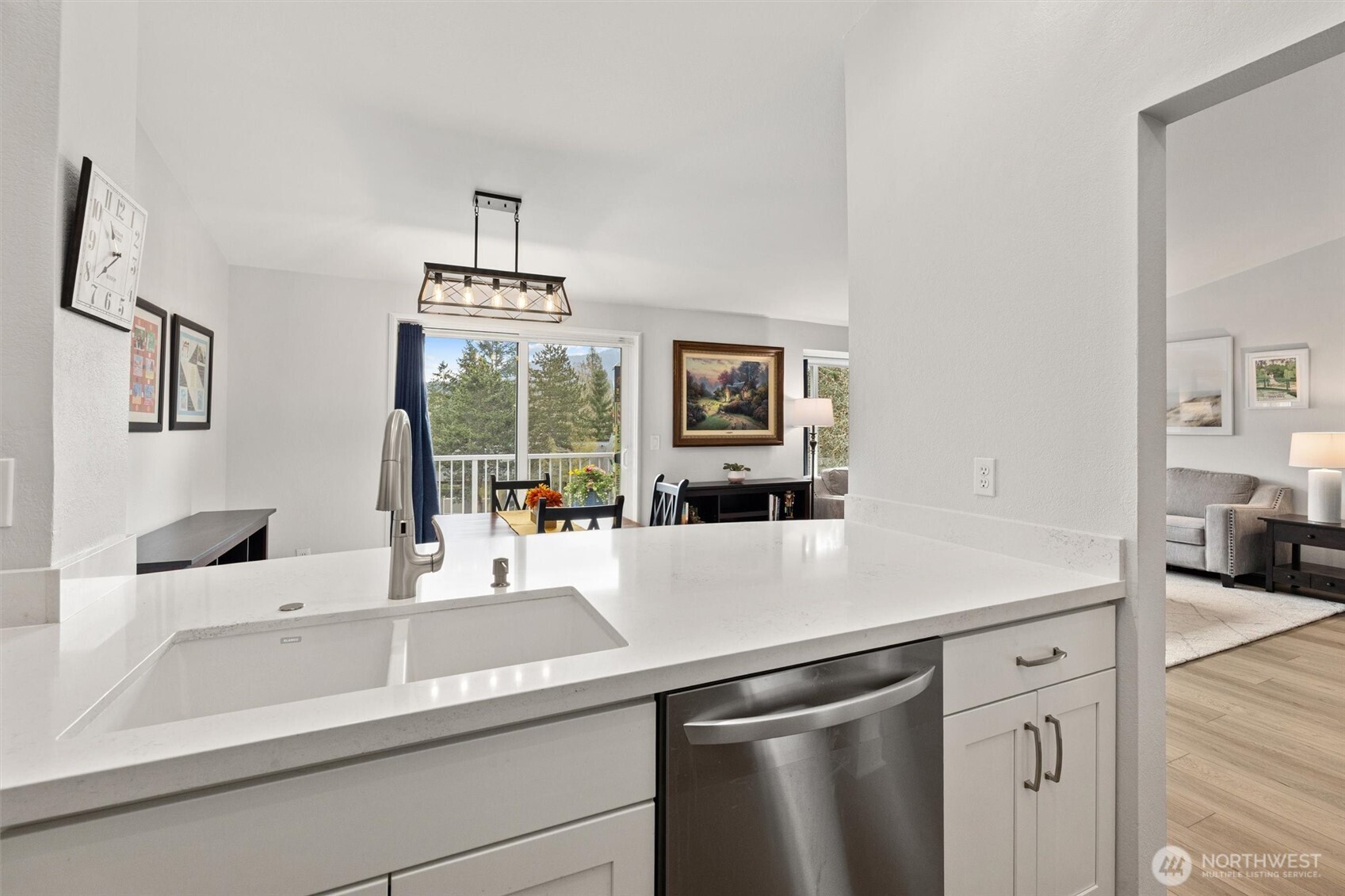 210 Mountain Park Boulevard SW #F303, Issaquah, WA 98027