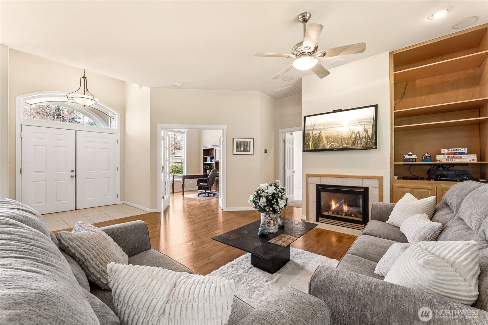 4202 Campus Green Loop NE, Lacey, WA 98516