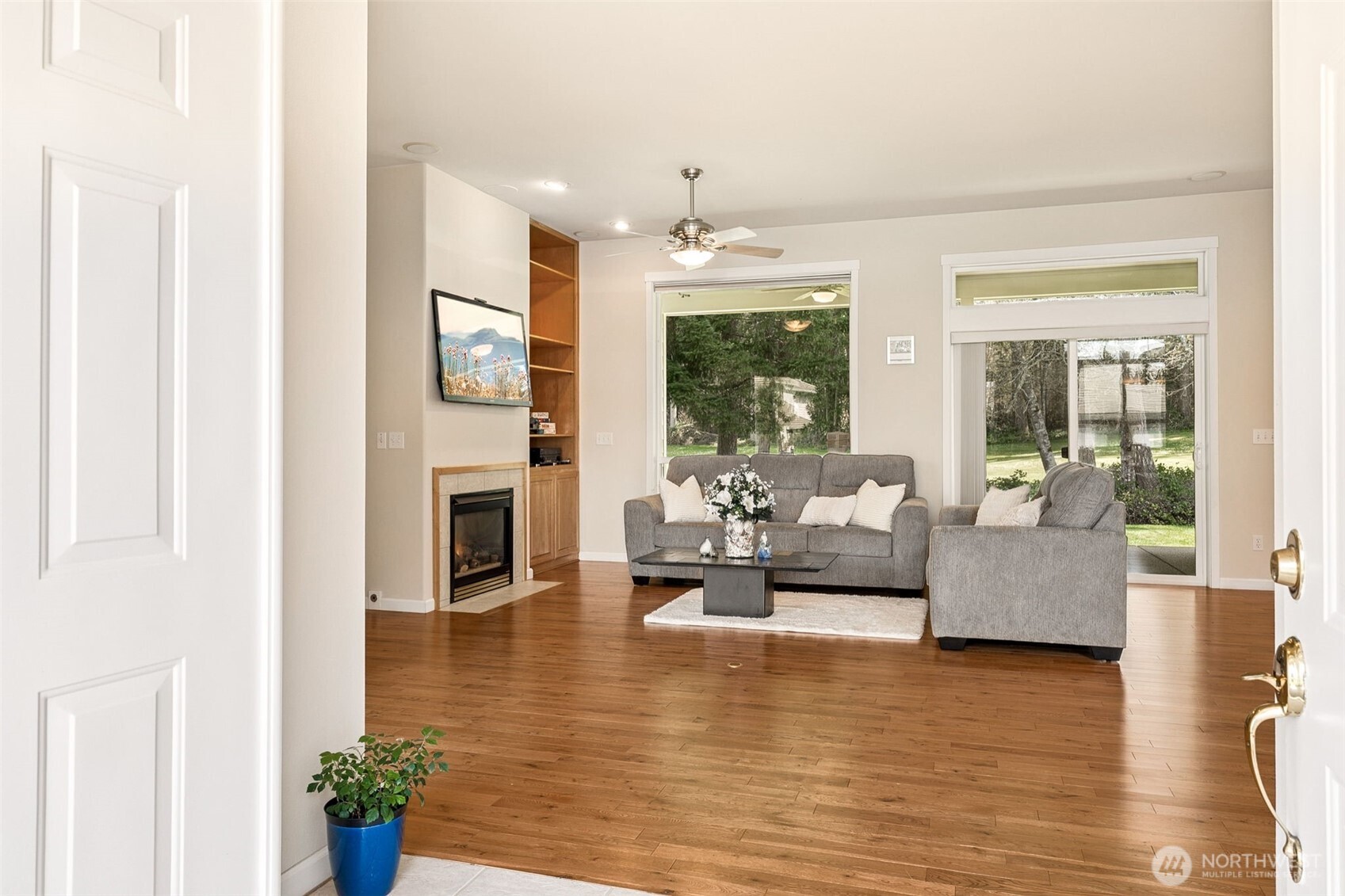 4202 Campus Green Loop NE, Lacey, WA 98516