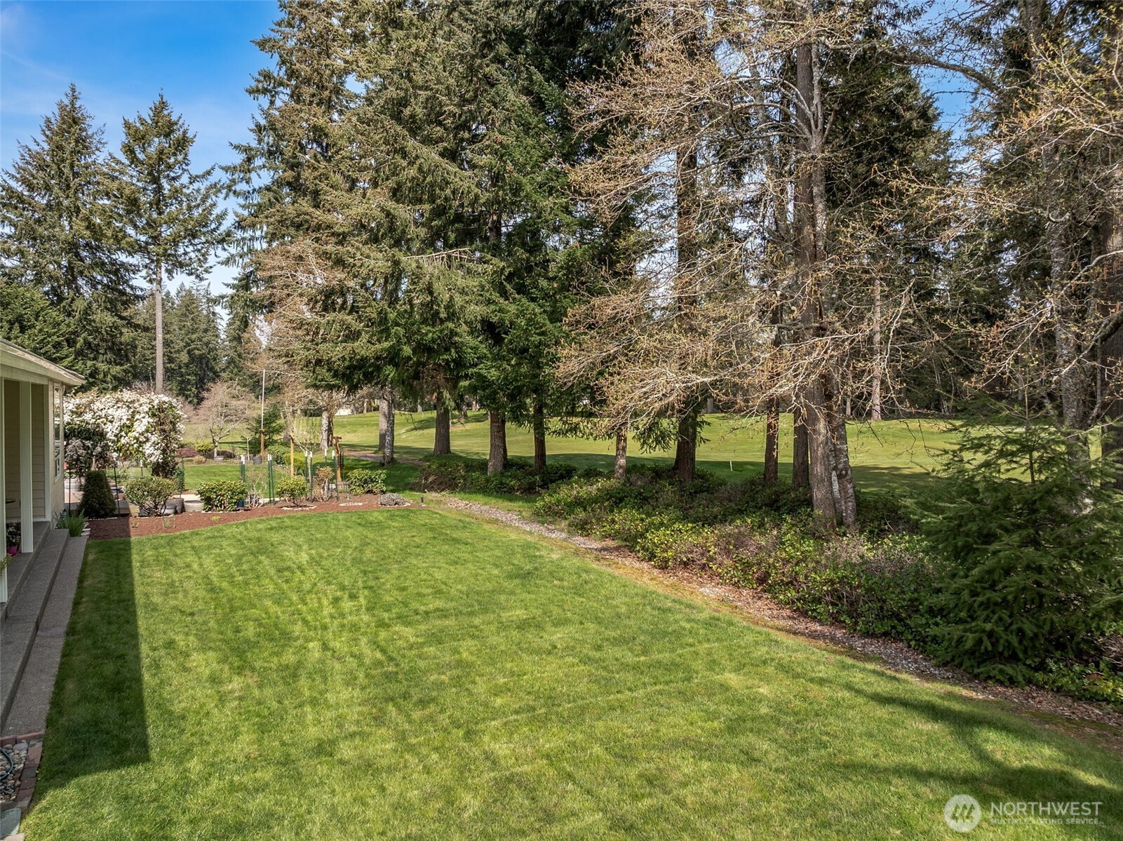 4202 Campus Green Loop NE, Lacey, WA 98516