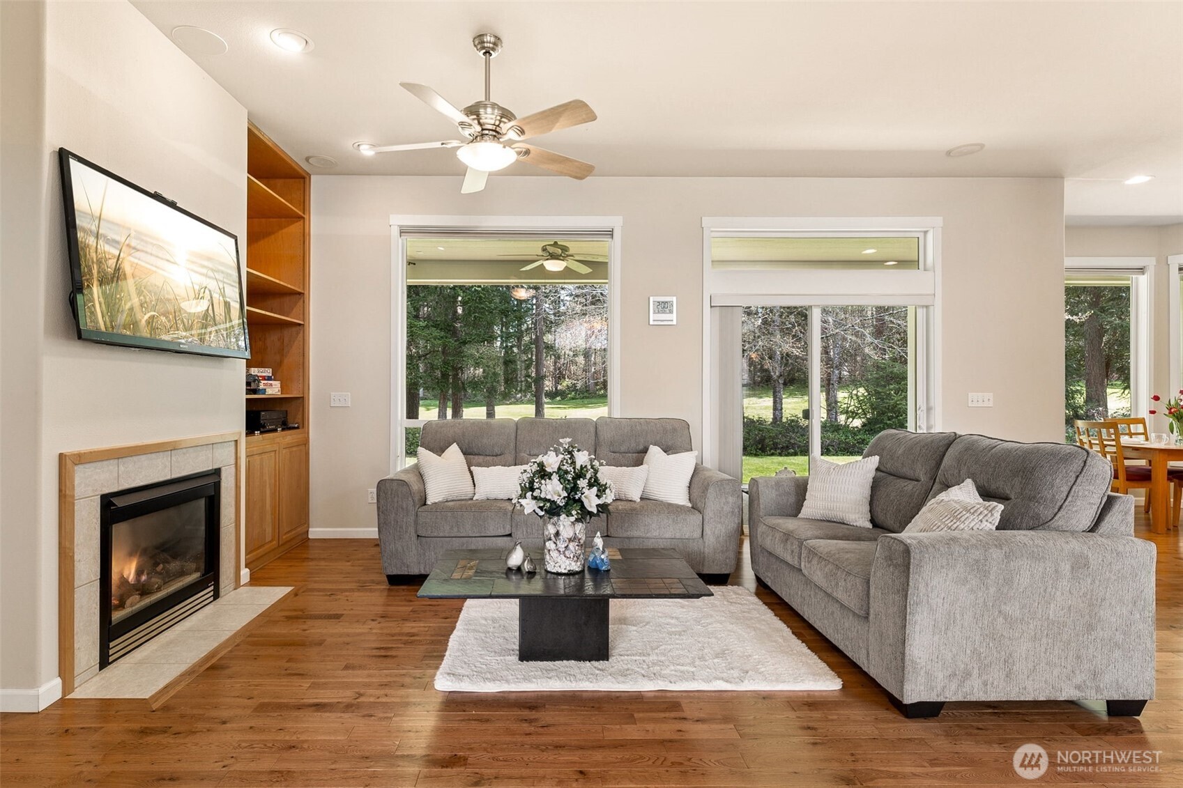 4202 Campus Green Loop NE, Lacey, WA 98516