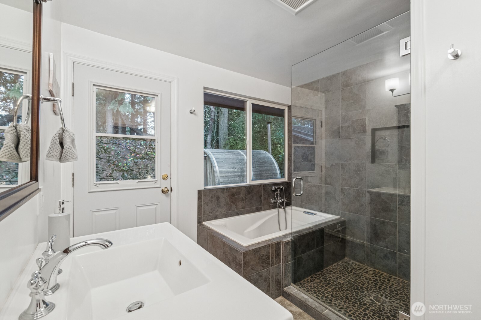 71 Quinault Lp , Port Townsend, WA 98368