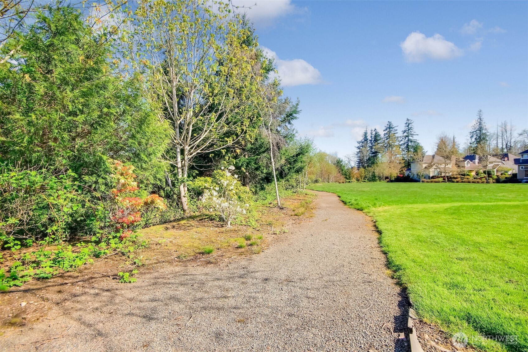 1957 23rd Place NE #203, Issaquah, WA 98027