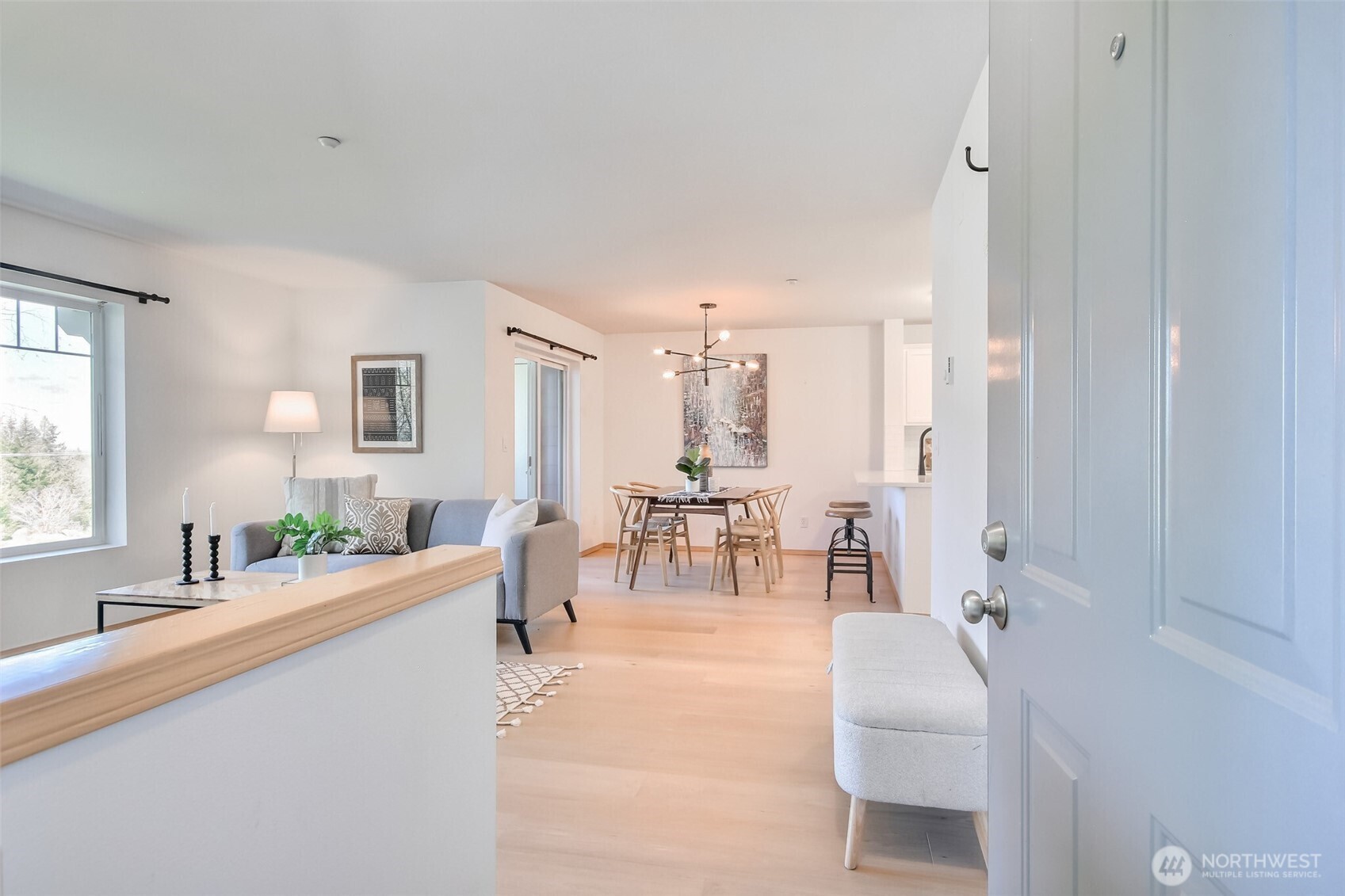 1957 23rd Place NE #203, Issaquah, WA 98027