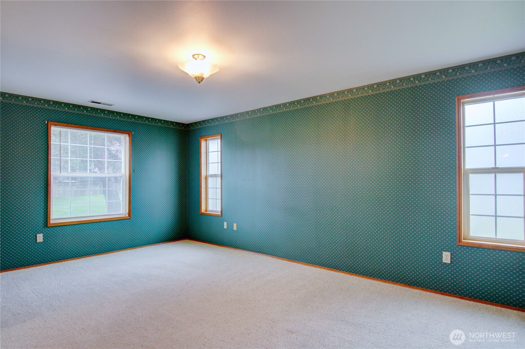 2207 N Trumpeter Drive , Mount Vernon, WA 98273