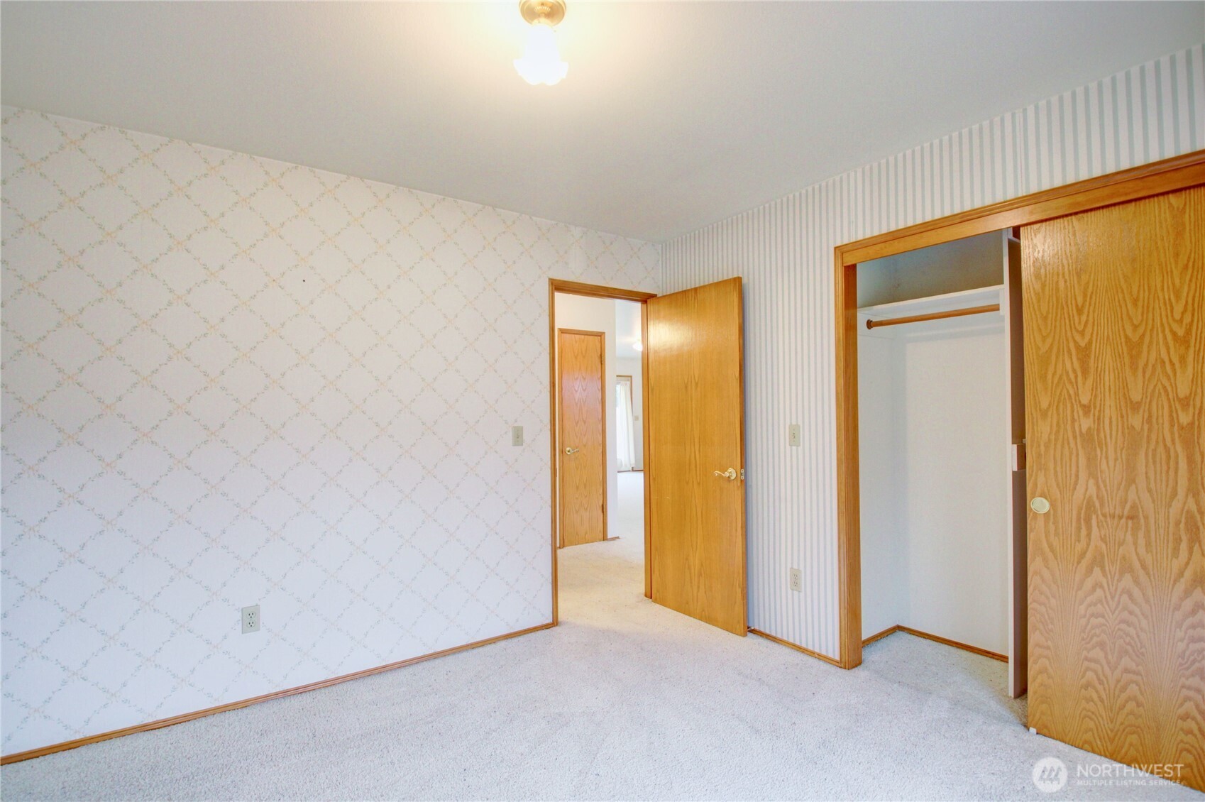 2207 N Trumpeter Drive , Mount Vernon, WA 98273