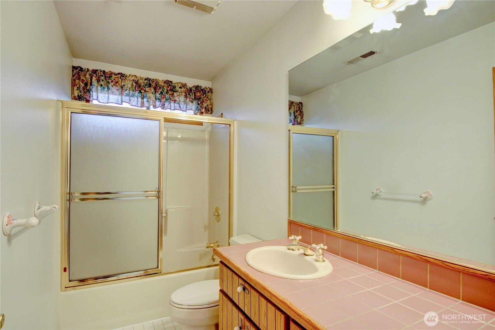 2207 N Trumpeter Drive , Mount Vernon, WA 98273