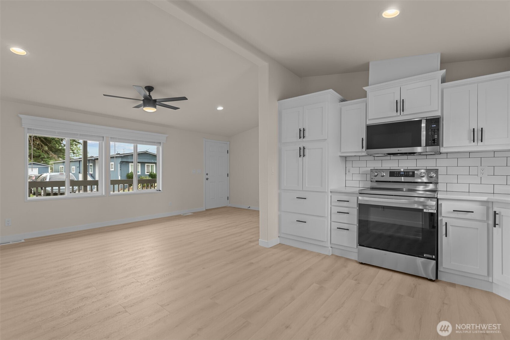 31108 3rd Avenue #301, Black Diamond, WA 98010