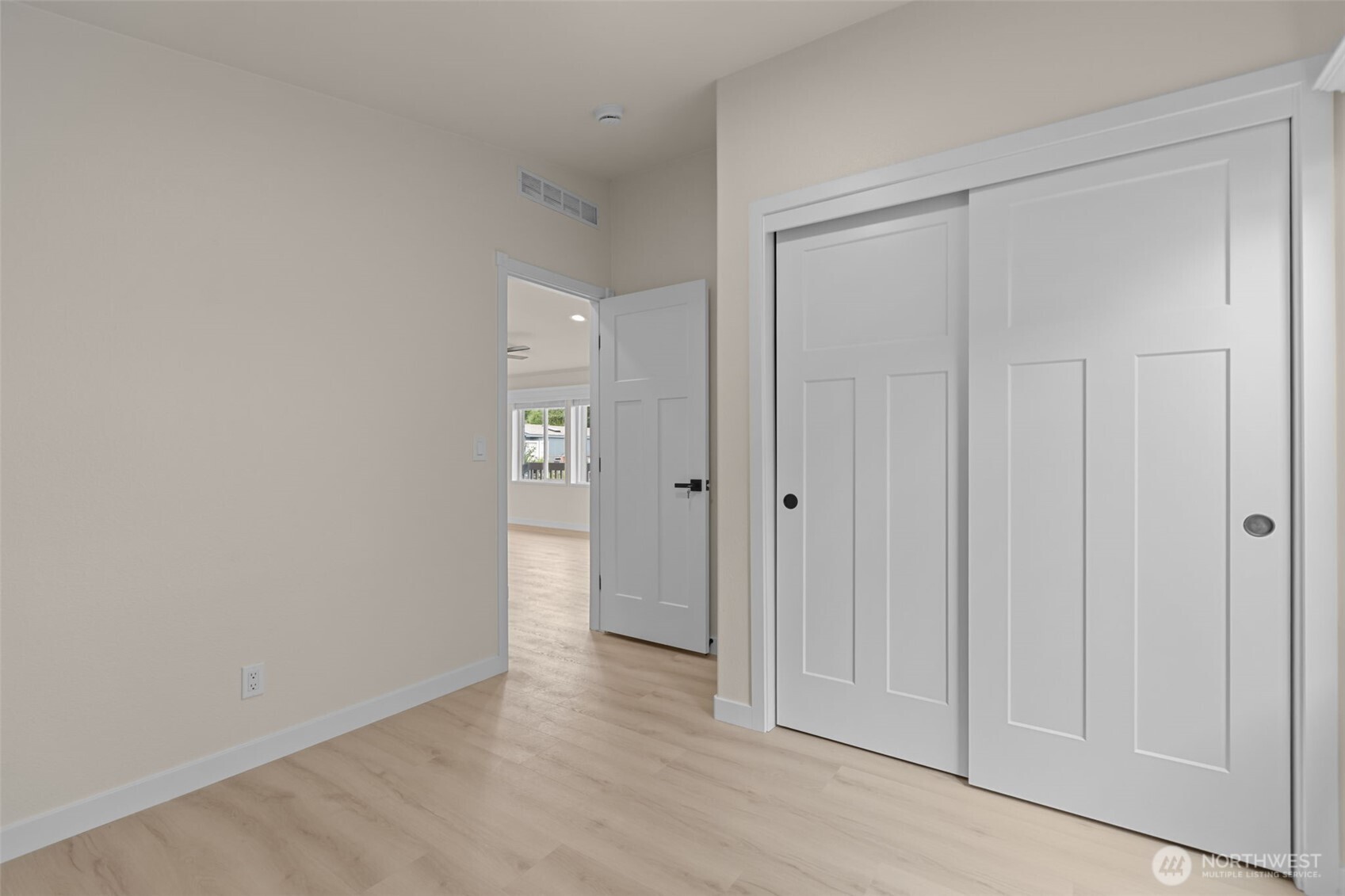 31108 3rd Avenue #301, Black Diamond, WA 98010