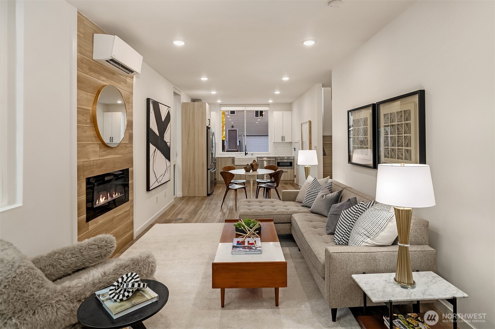 3406 B 34th Avenue W, Seattle, WA 98199