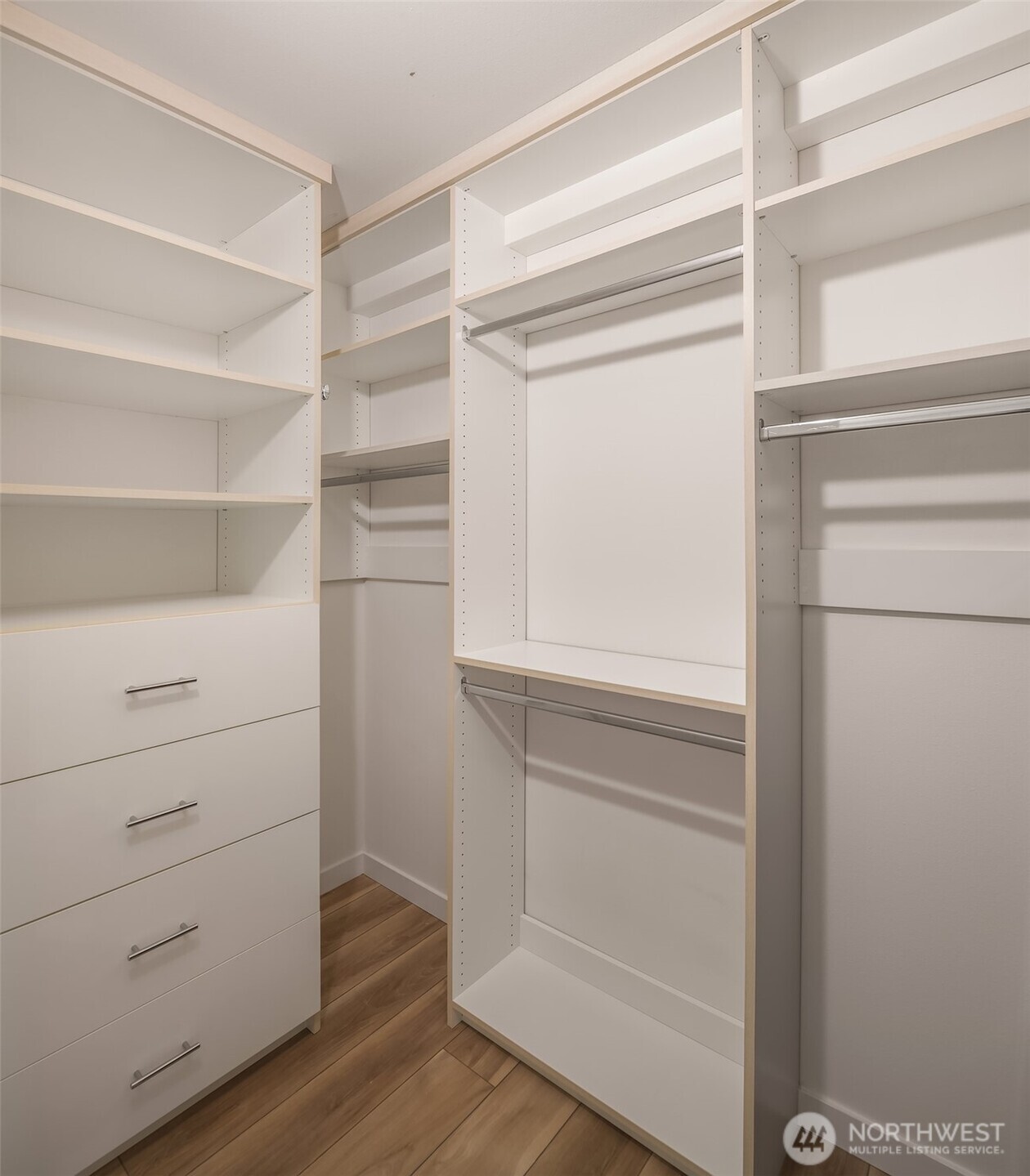 3406 B 34th Avenue W, Seattle, WA 98199