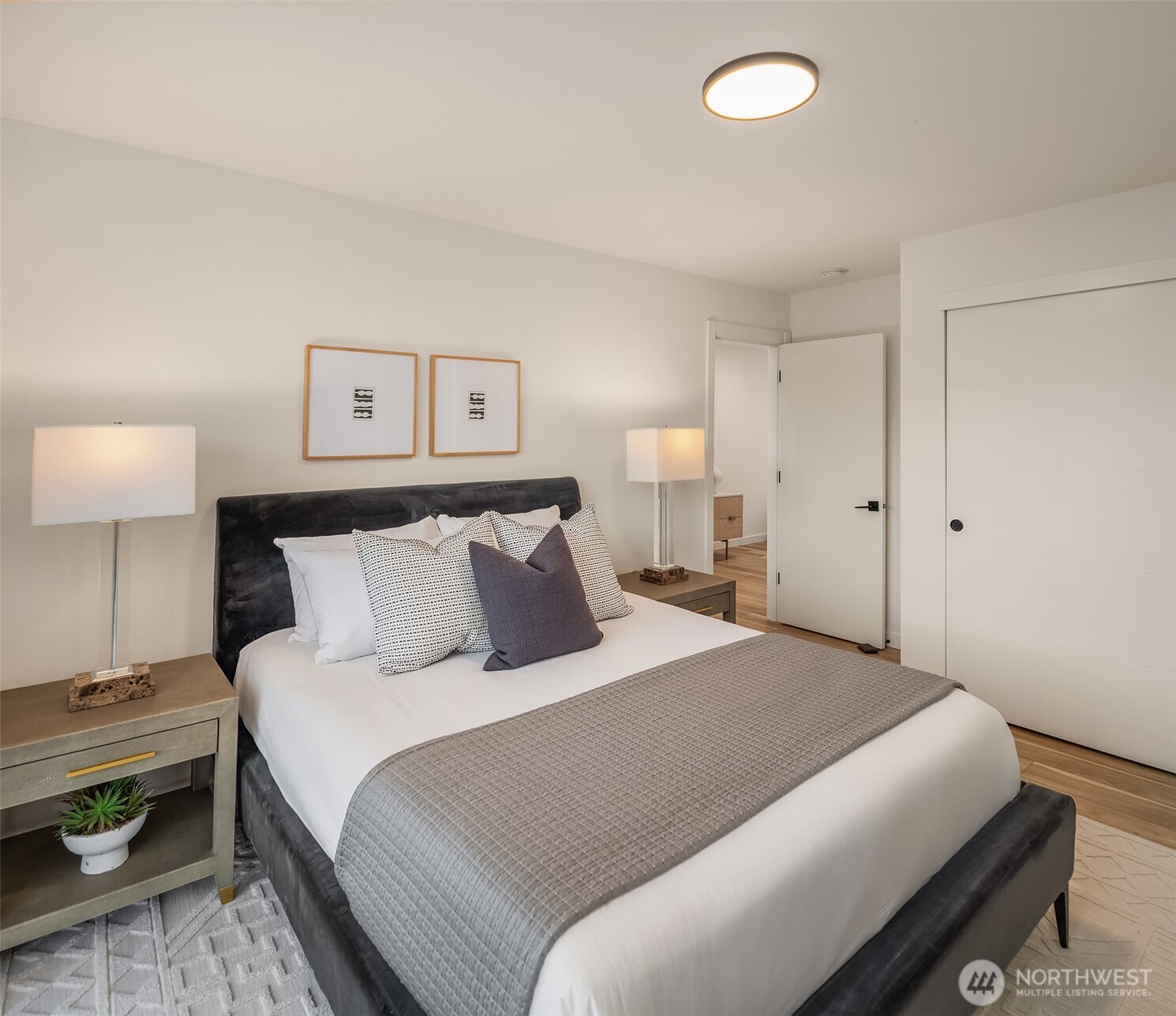 3406 B 34th Avenue W, Seattle, WA 98199