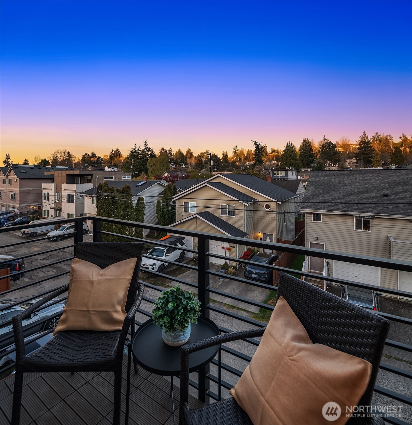 3406 B 34th Avenue W, Seattle, WA 98199