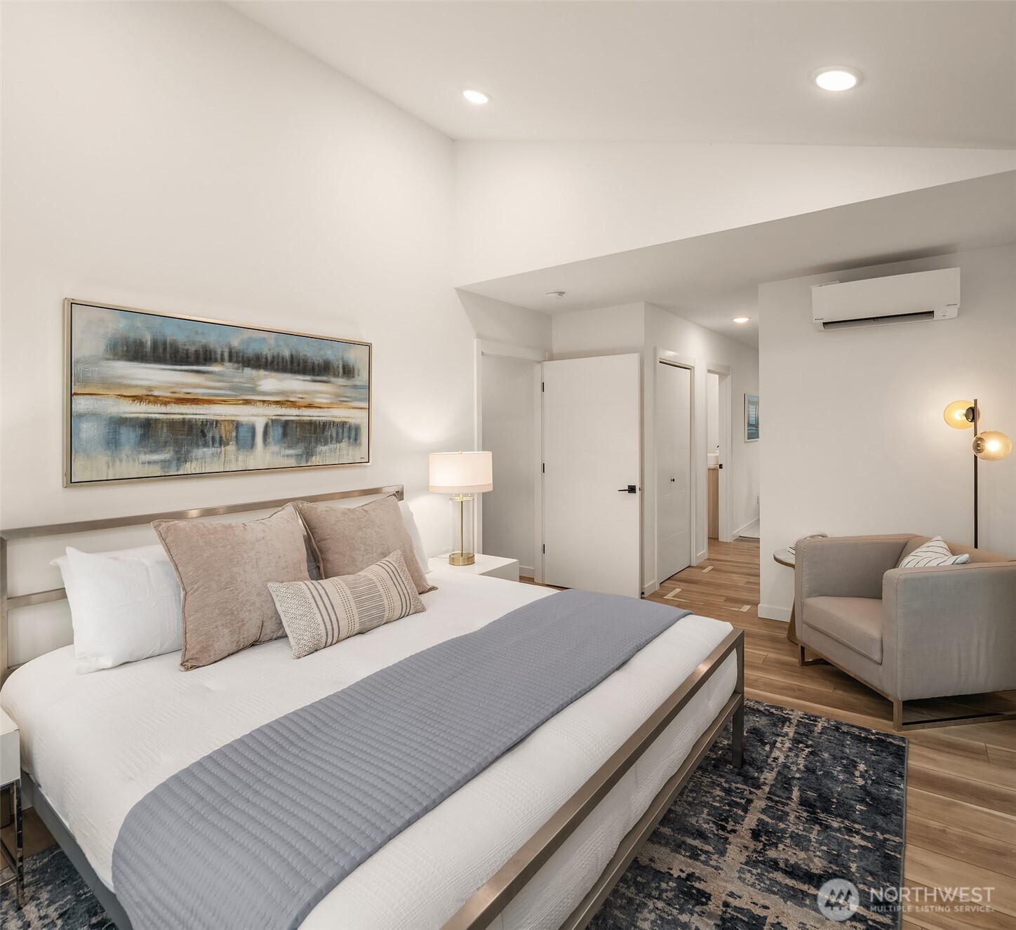 3406 B 34th Avenue W, Seattle, WA 98199