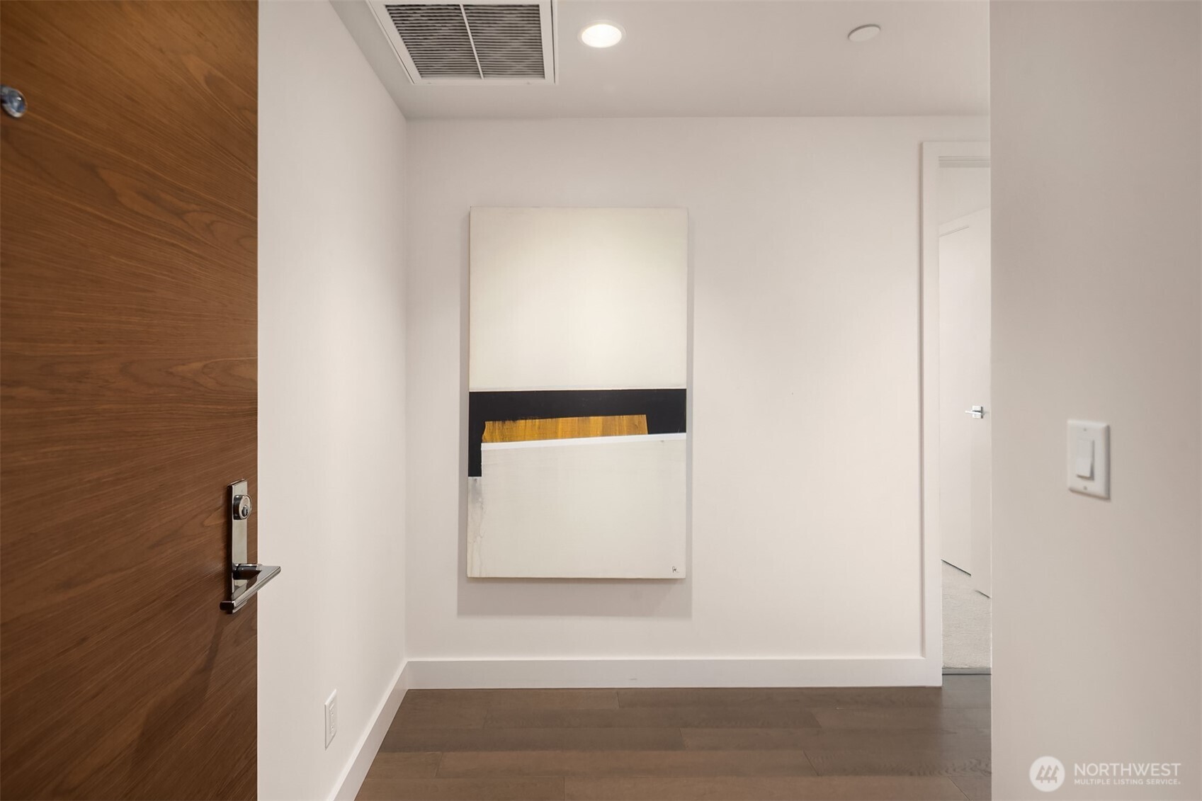 583 Battery Street #3002N, Seattle, WA 98121