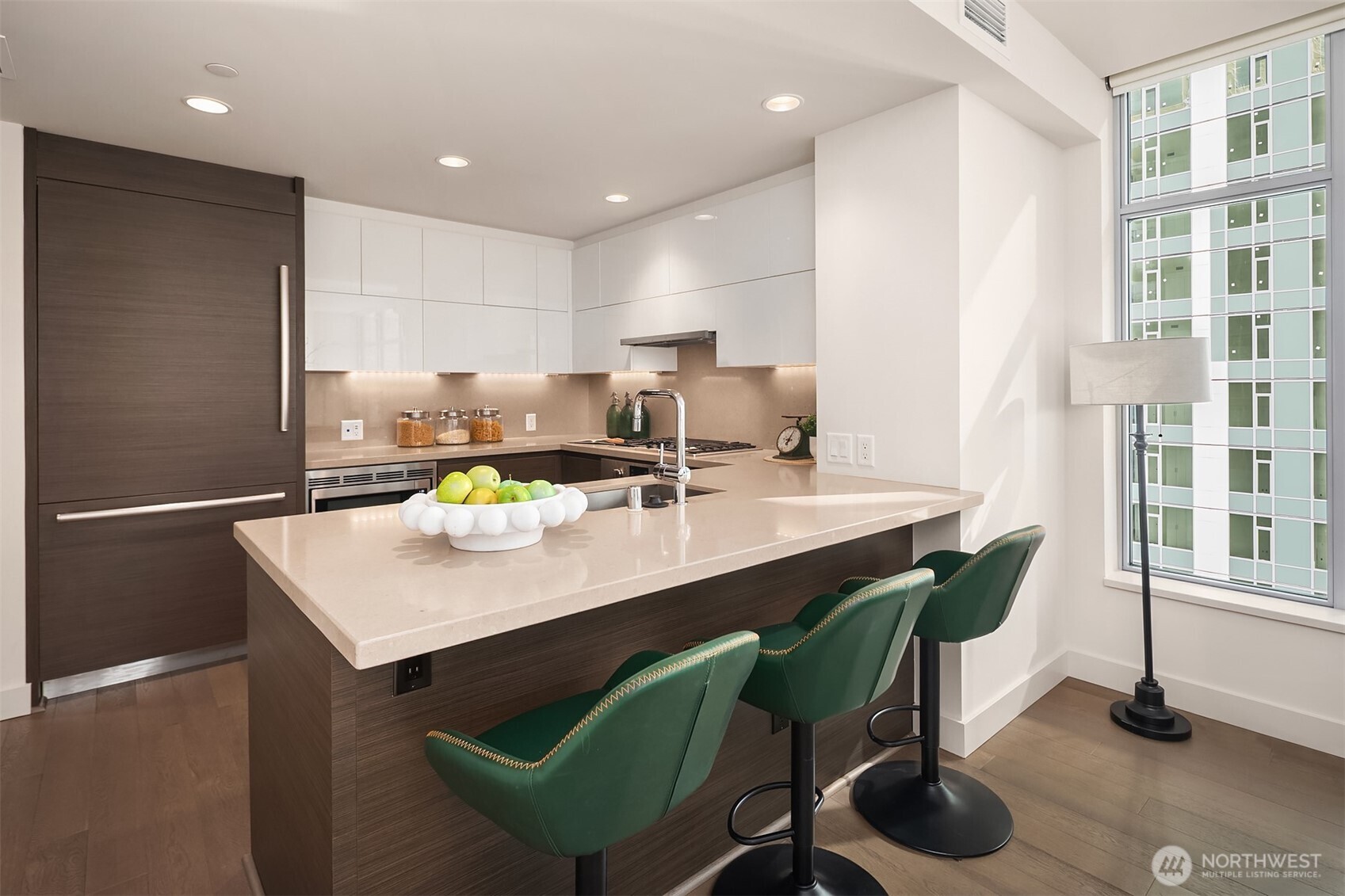 583 Battery Street #3002N, Seattle, WA 98121