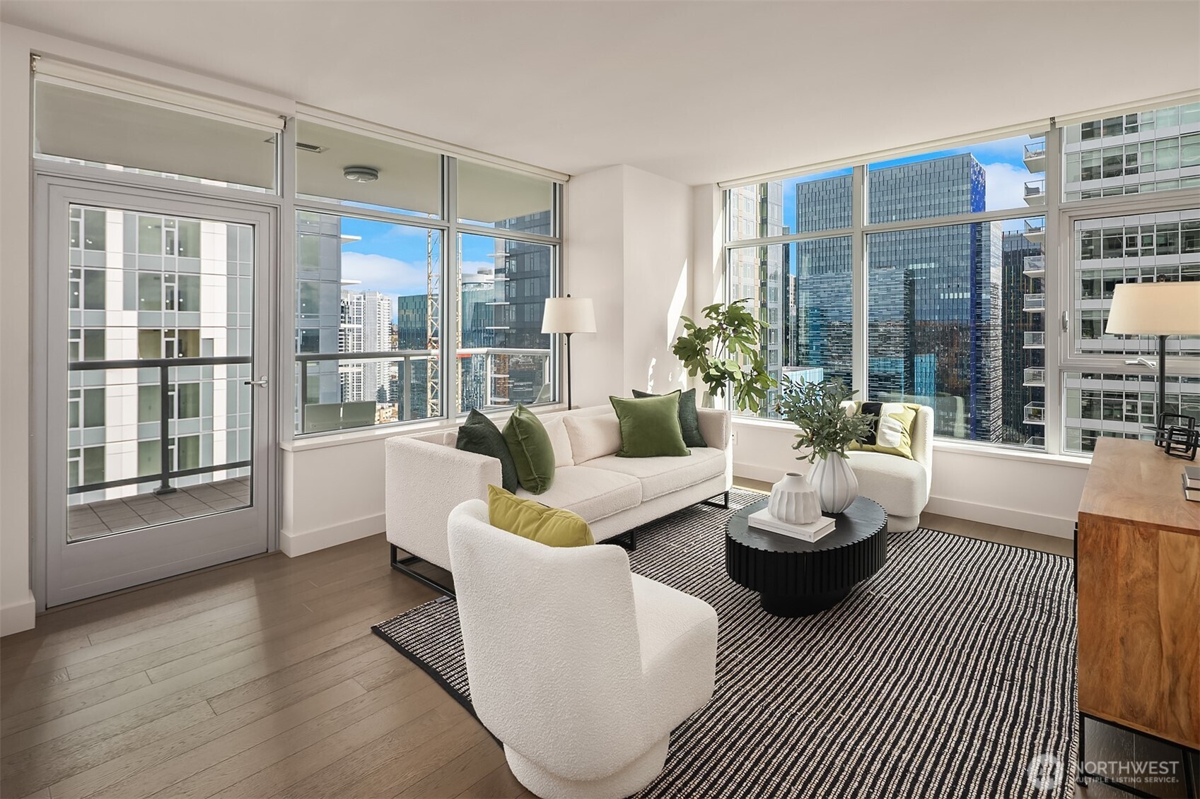 583 Battery Street #3002N, Seattle, WA 98121