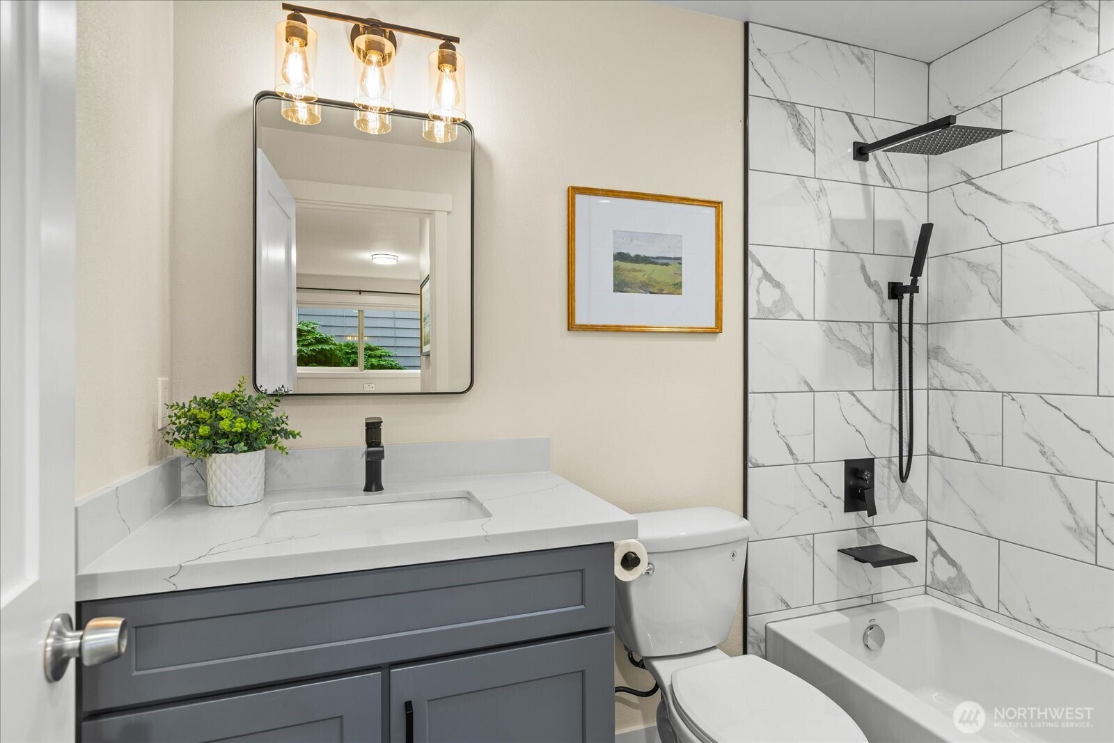 110 NW 188th Street , Shoreline, WA 98177