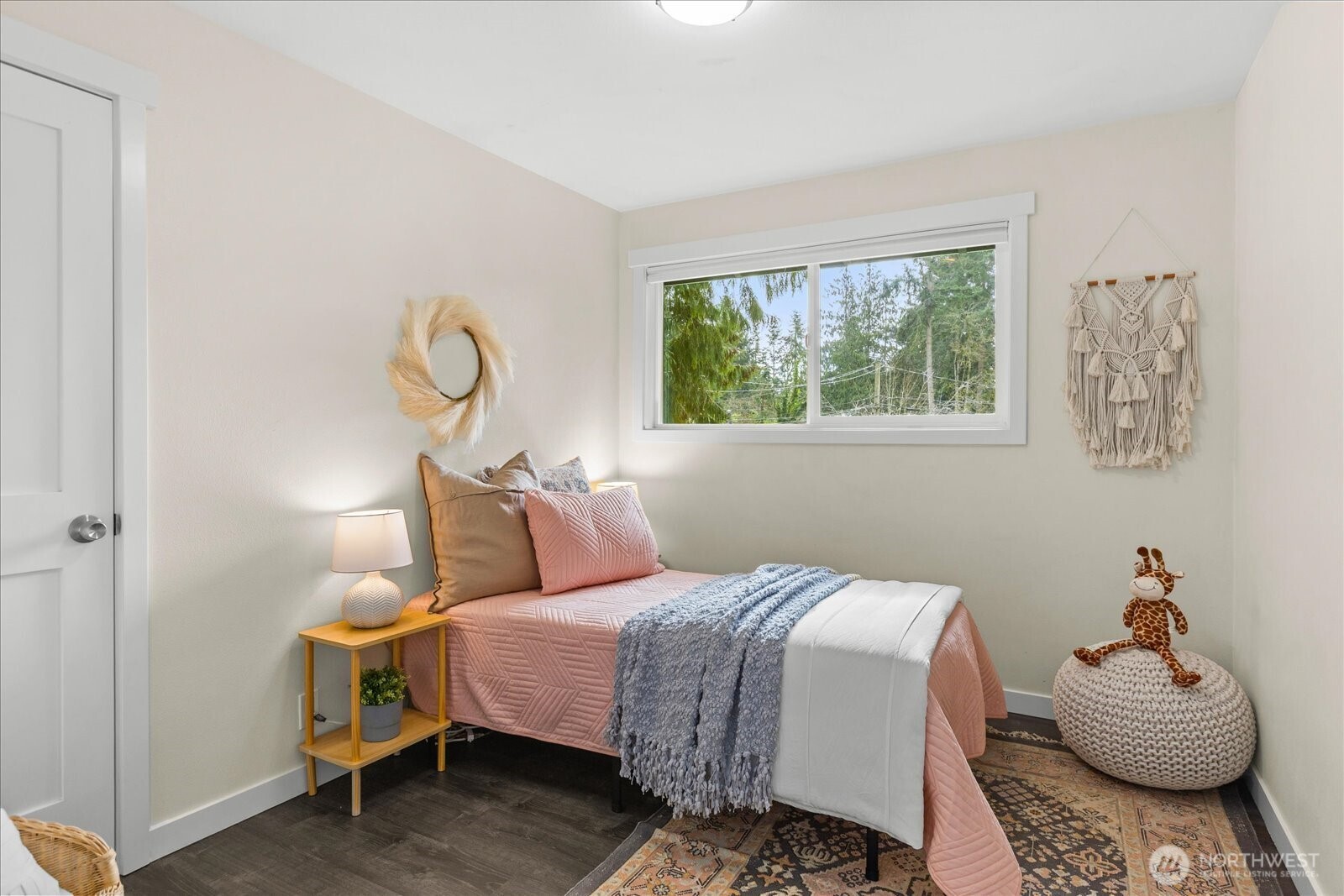 110 NW 188th Street , Shoreline, WA 98177