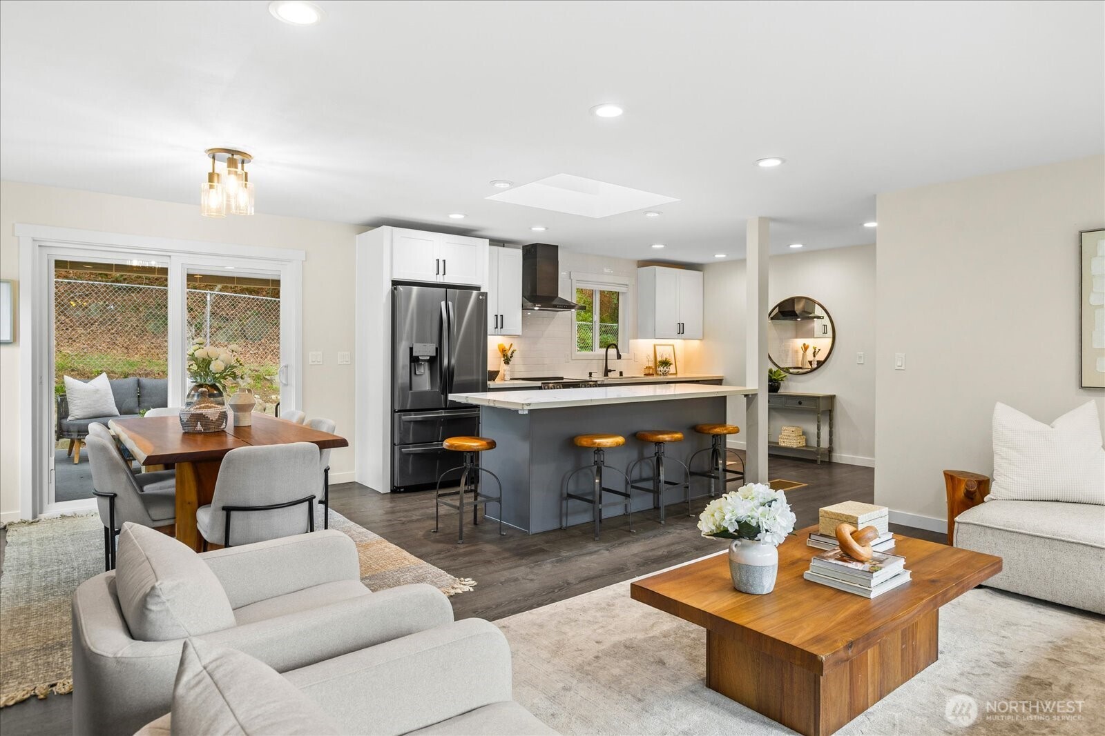 110 NW 188th Street , Shoreline, WA 98177