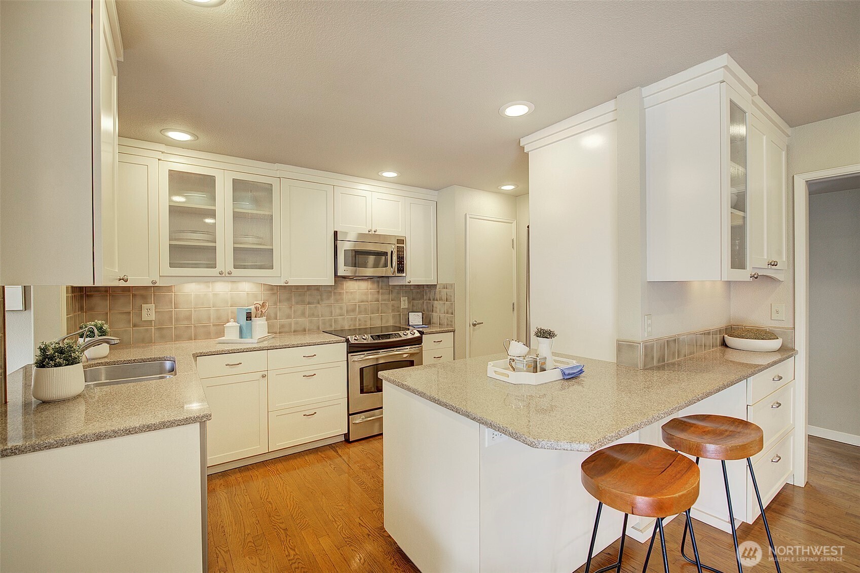 243 140th Avenue NE, Bellevue, WA 98005