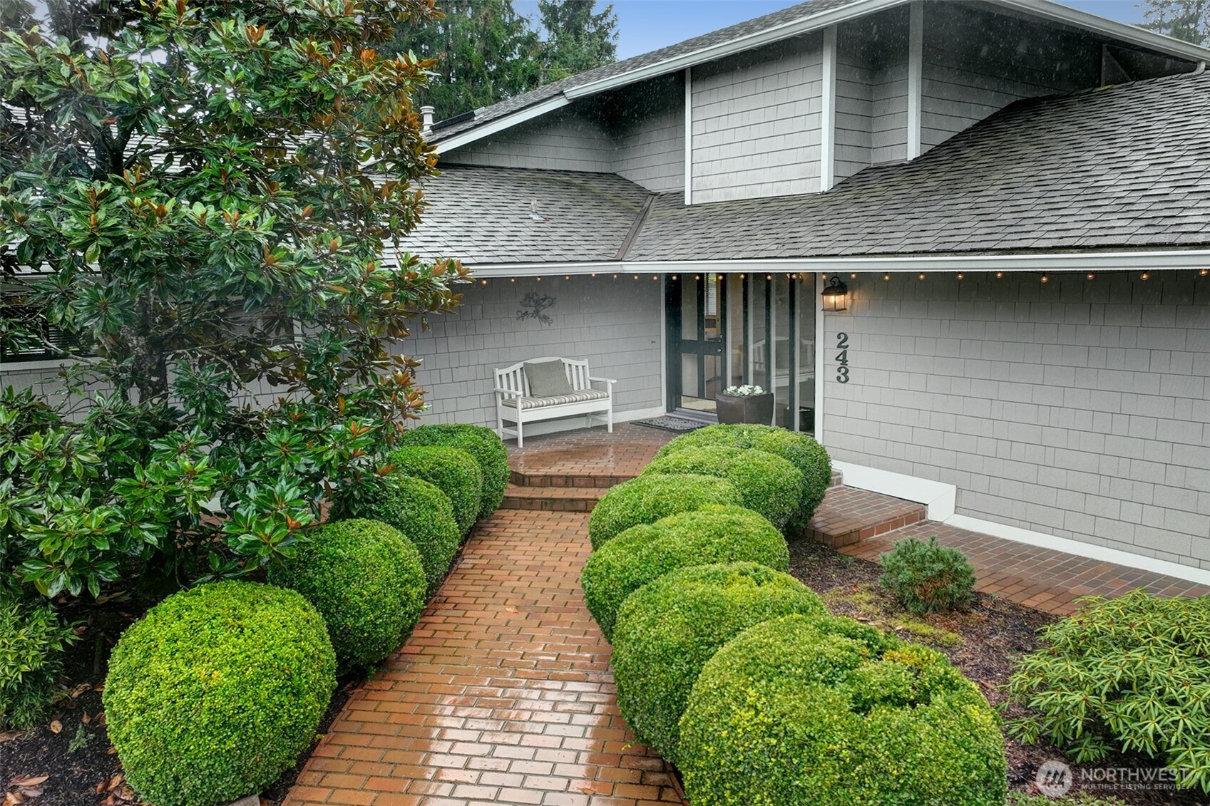 243 140th Avenue NE, Bellevue, WA 98005