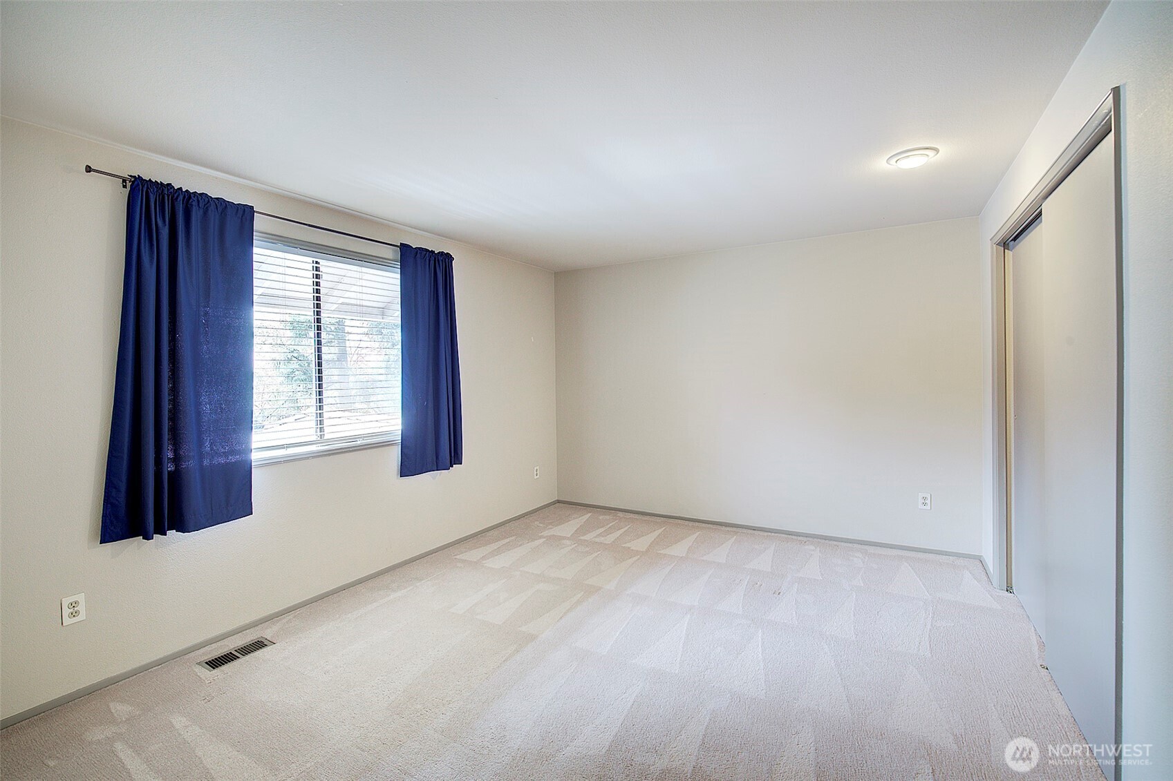 243 140th Avenue NE, Bellevue, WA 98005