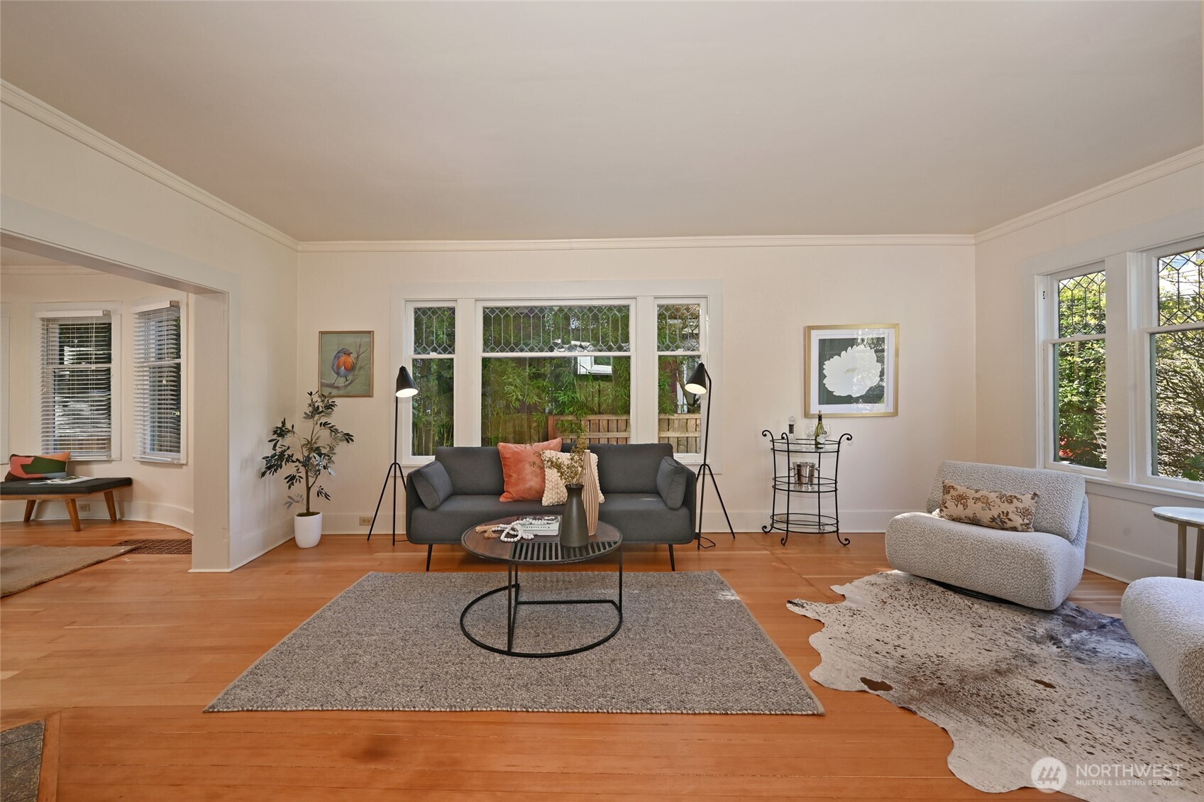 318 18th Avenue E, Seattle, WA 98112