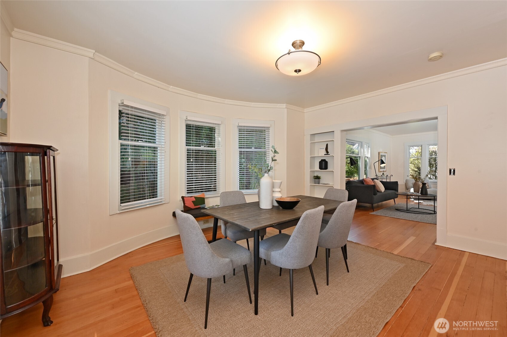 318 18th Avenue E, Seattle, WA 98112