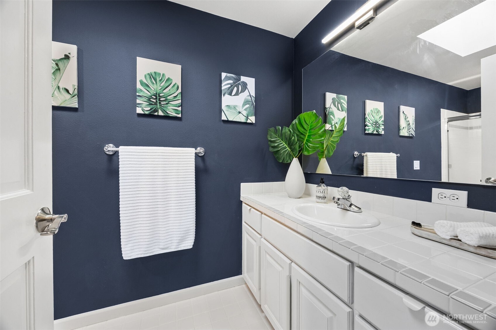 28904 5th Avenue S, Federal Way, WA 98003