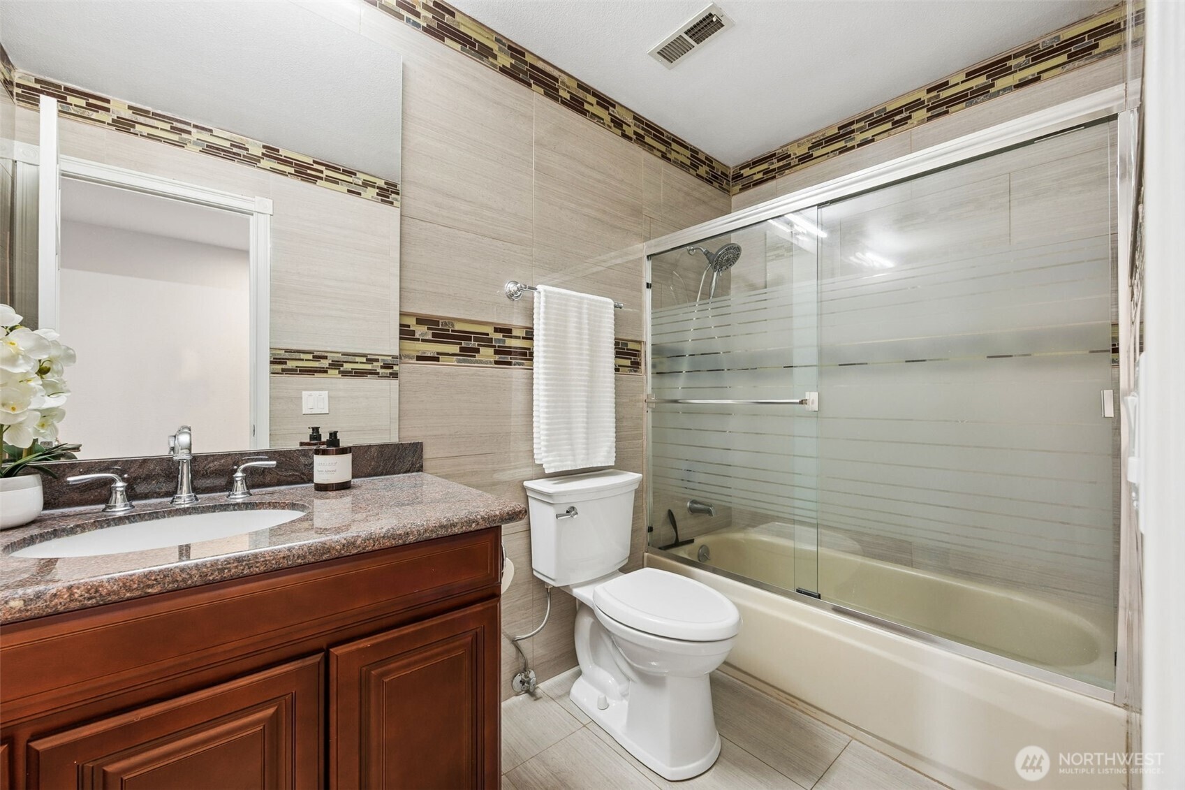 28904 5th Avenue S, Federal Way, WA 98003