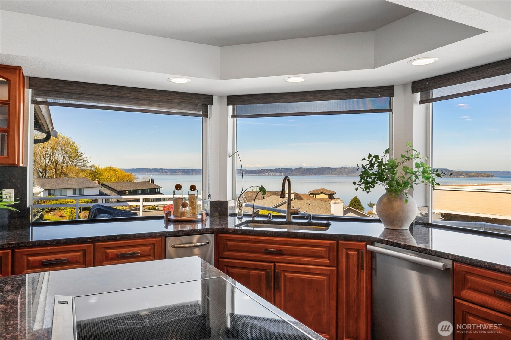 28904 5th Avenue S, Federal Way, WA 98003