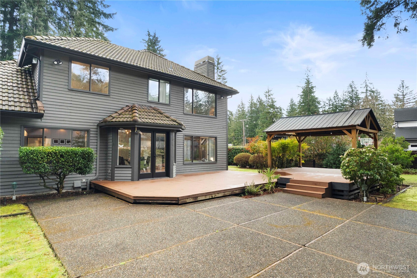 22314 SE 290th Street , Black Diamond, WA 98010