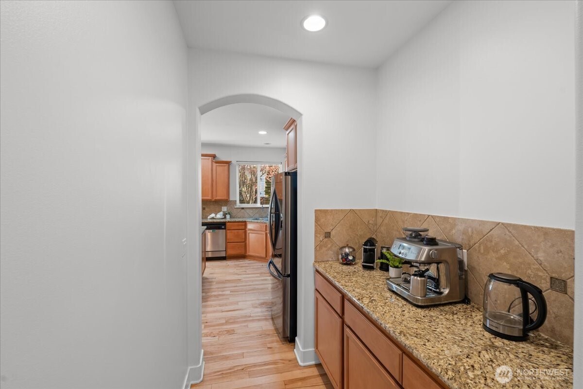 5221 NE 7th Place , Renton, WA 98059