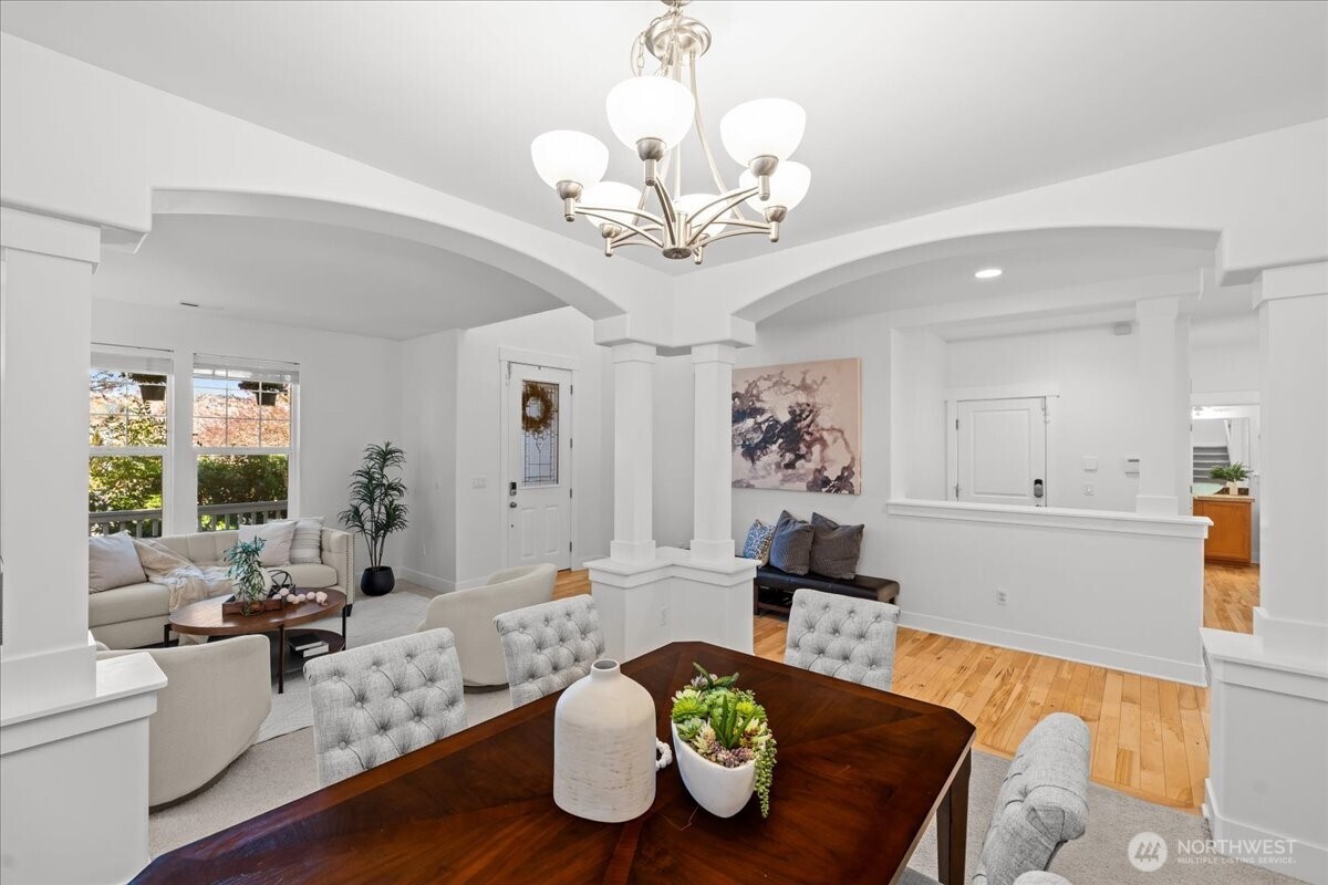 5221 NE 7th Place , Renton, WA 98059