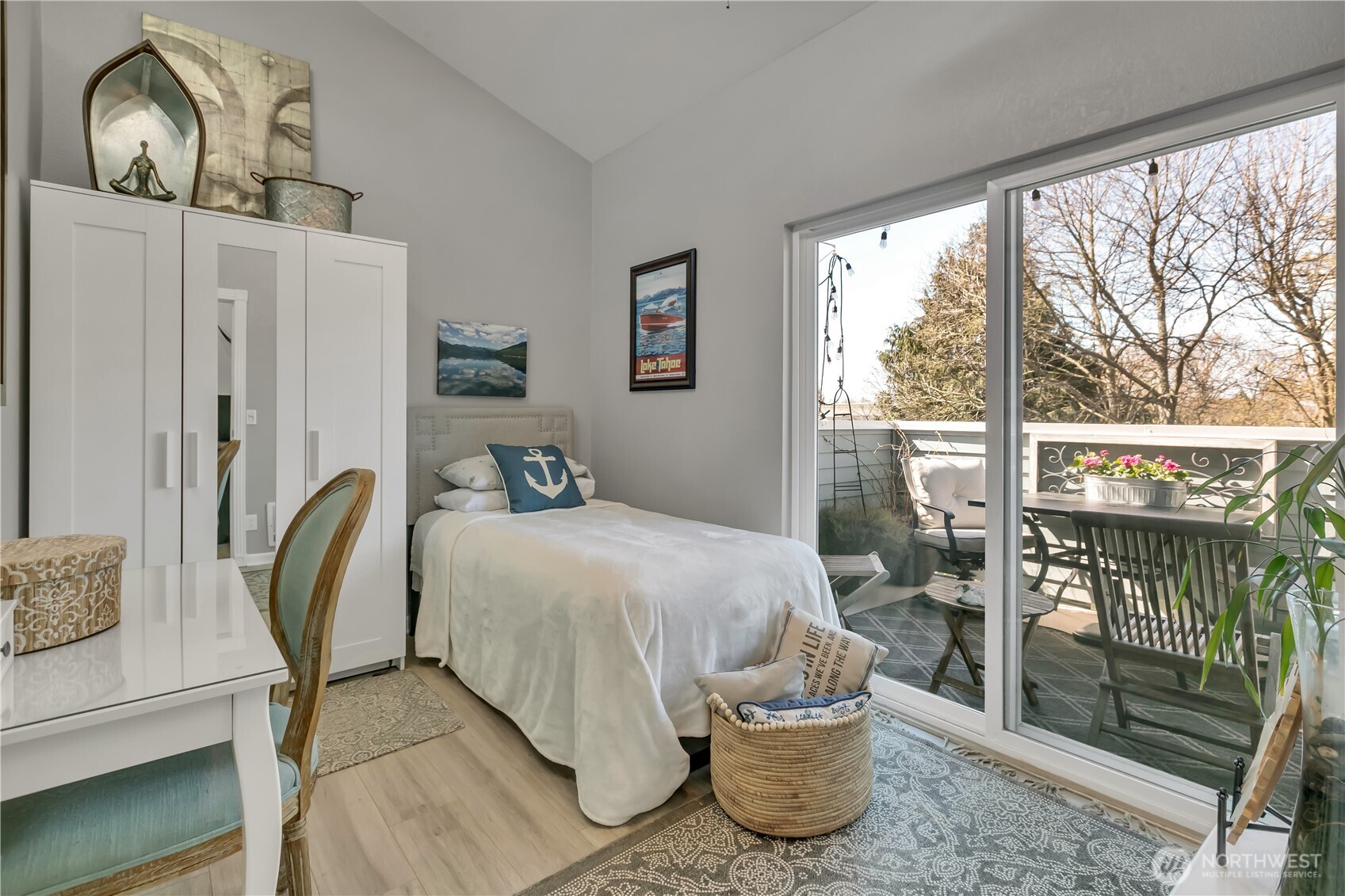 21925 7th Avenue S #124, Des Moines, WA 98198