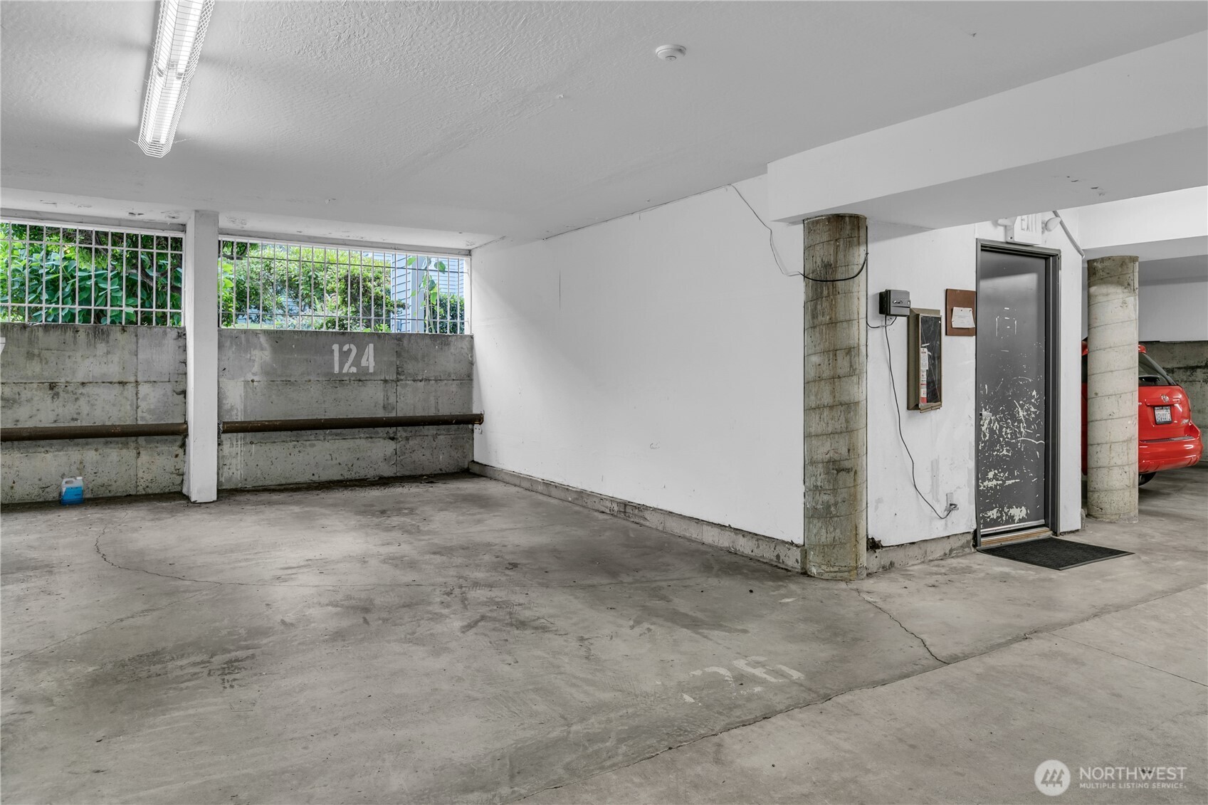 21925 7th Avenue S #124, Des Moines, WA 98198