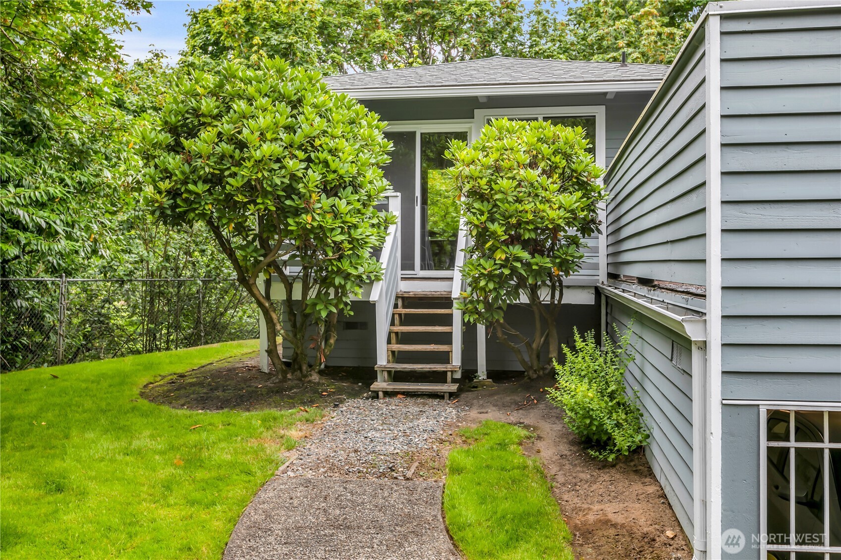 21925 7th Avenue S #124, Des Moines, WA 98198