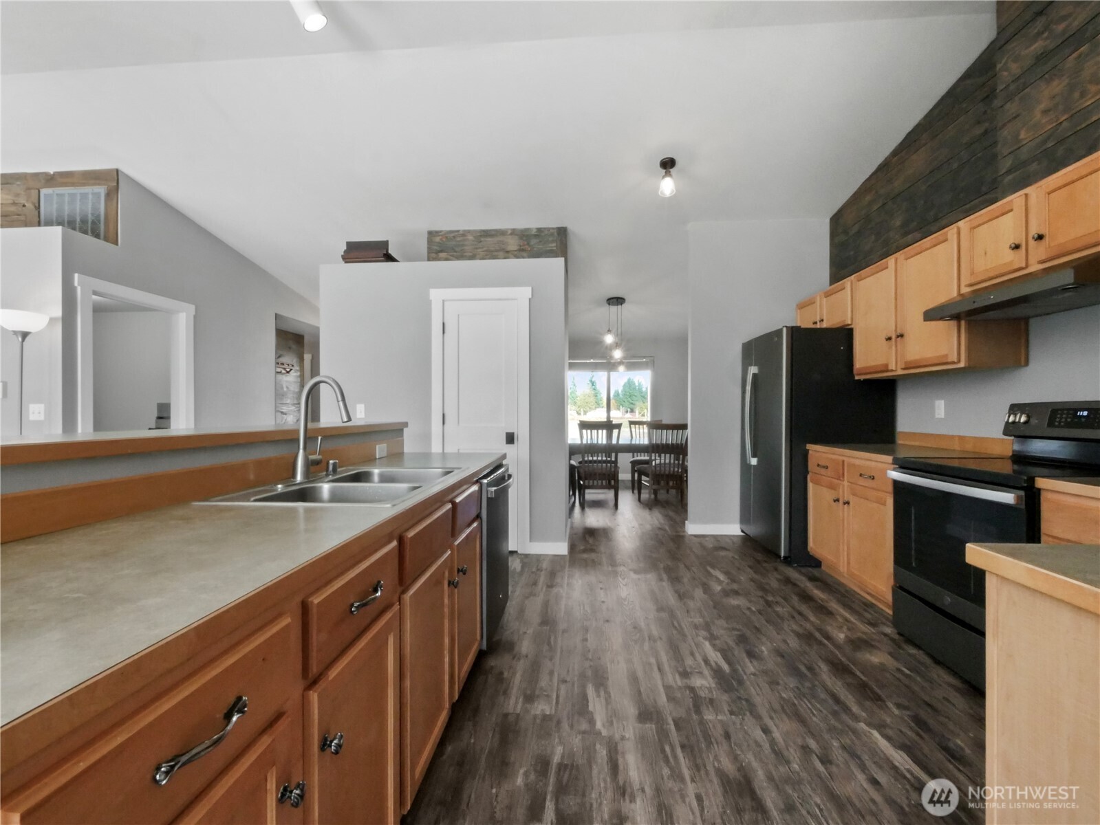219 Jones Road , Winlock, WA 98596