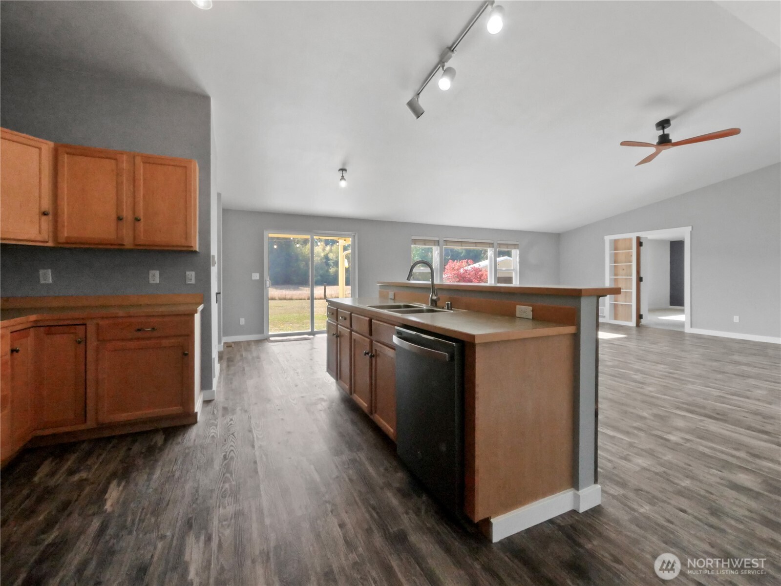 219 Jones Road , Winlock, WA 98596