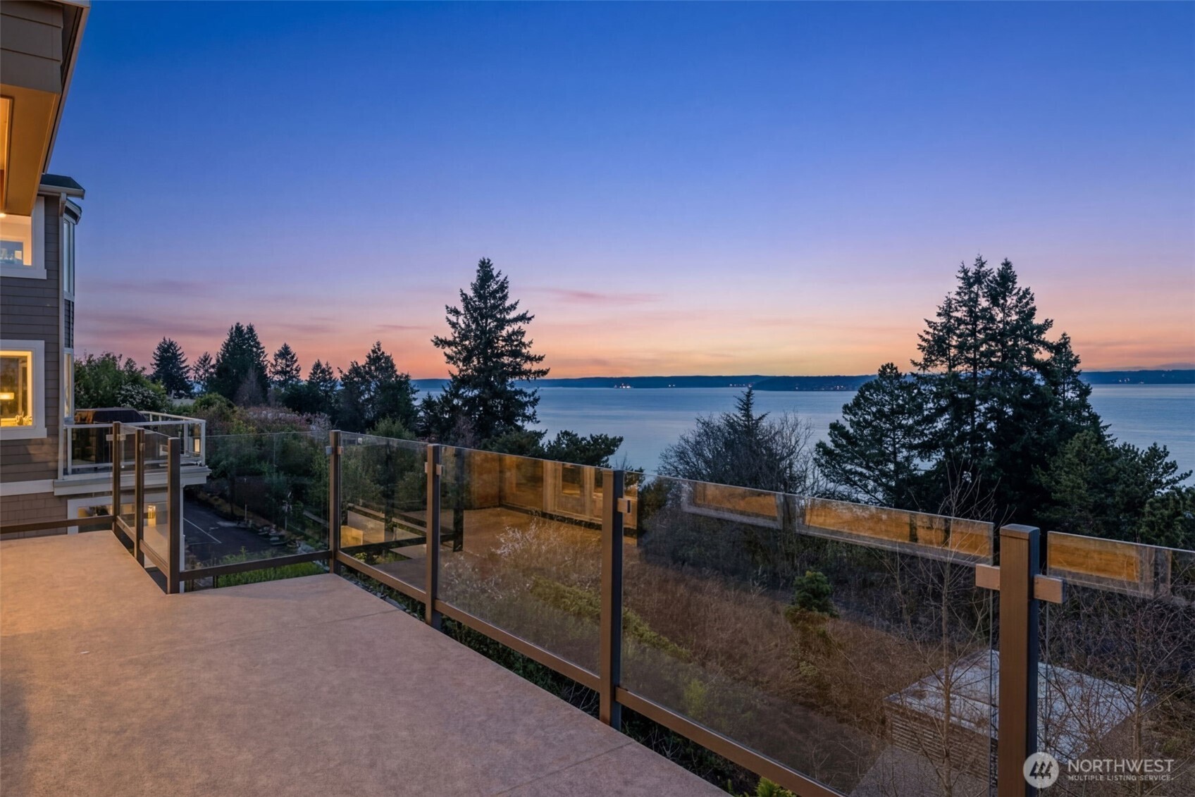 4017 56th Avenue SW, Seattle, WA 98116