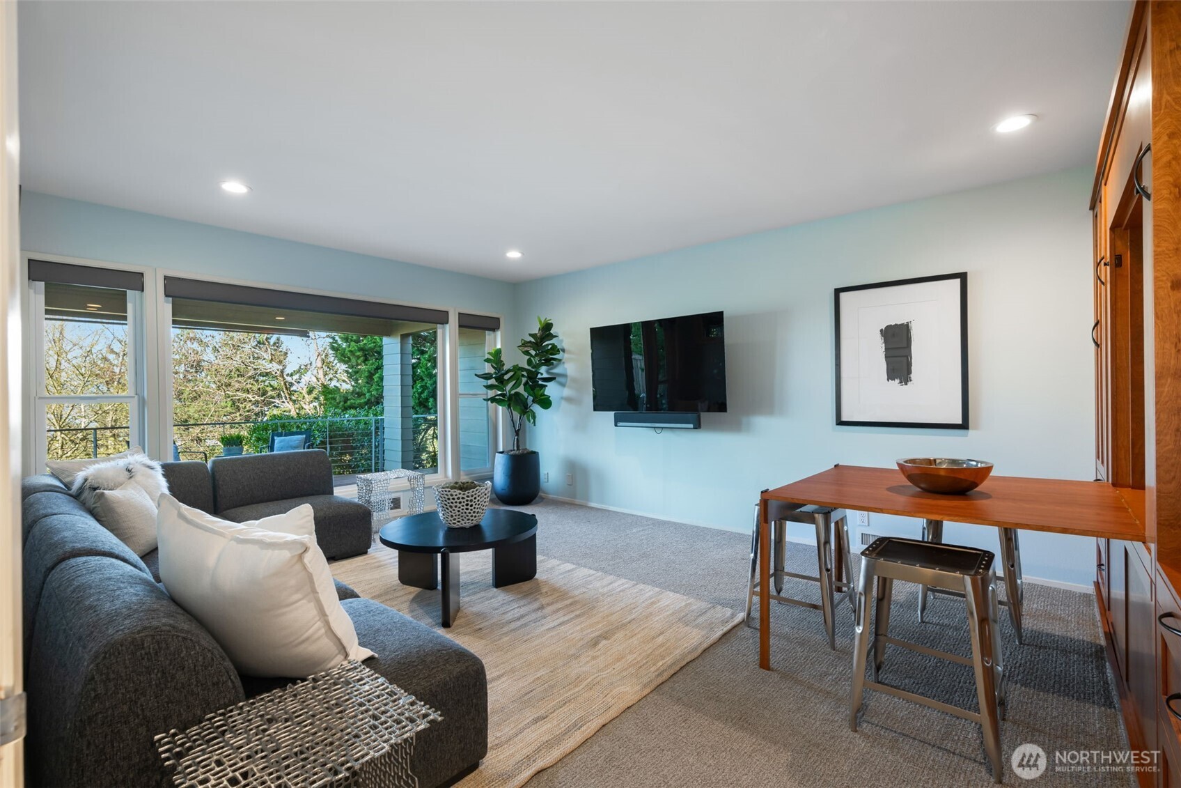 4017 56th Avenue SW, Seattle, WA 98116