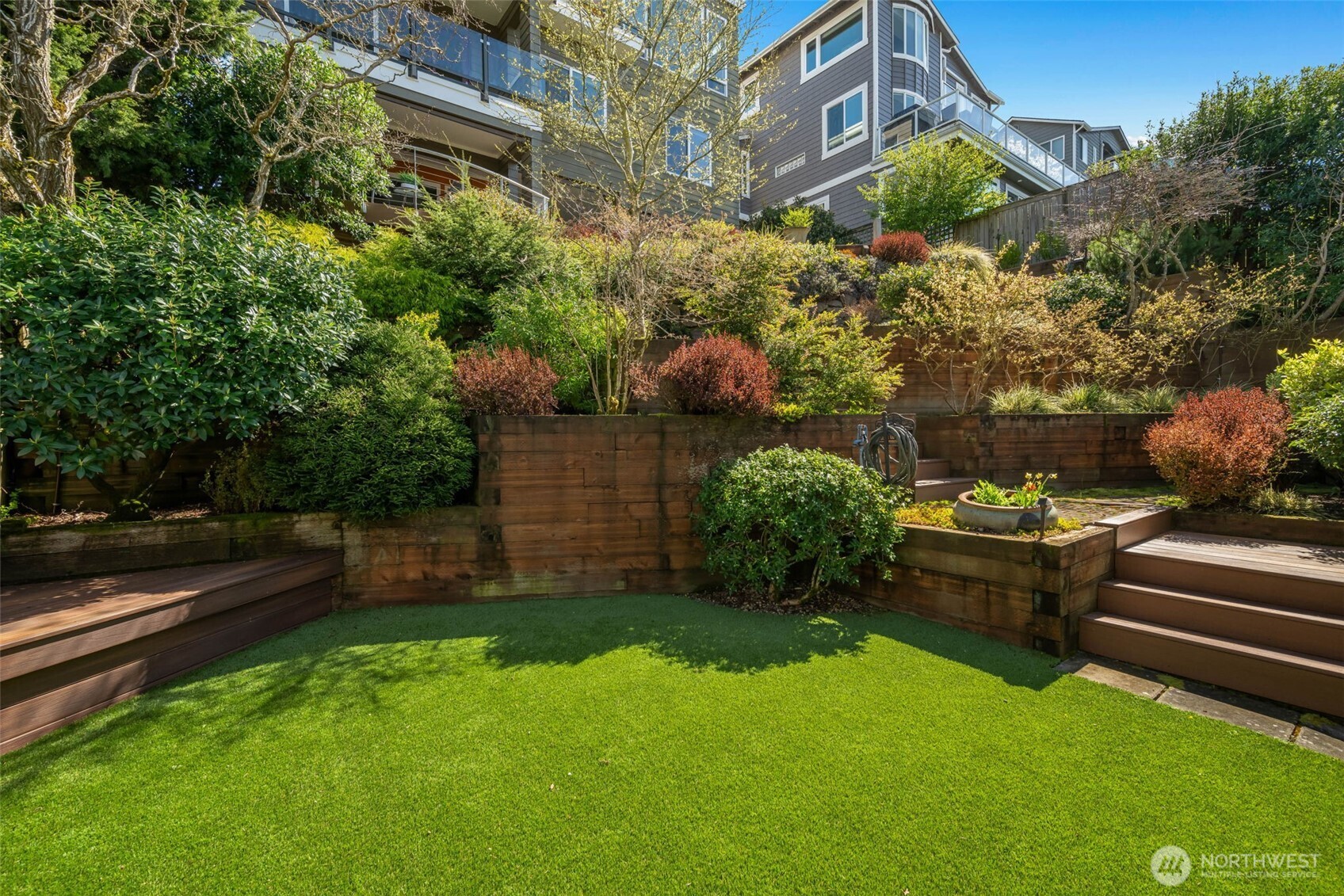 4017 56th Avenue SW, Seattle, WA 98116