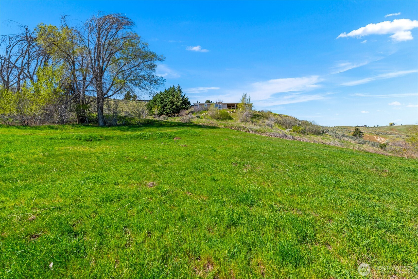 935 Silas Lane , Wenatchee, WA 98801