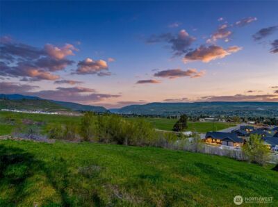 935 Silas Lane , Wenatchee, WA 98801 - Photo 10