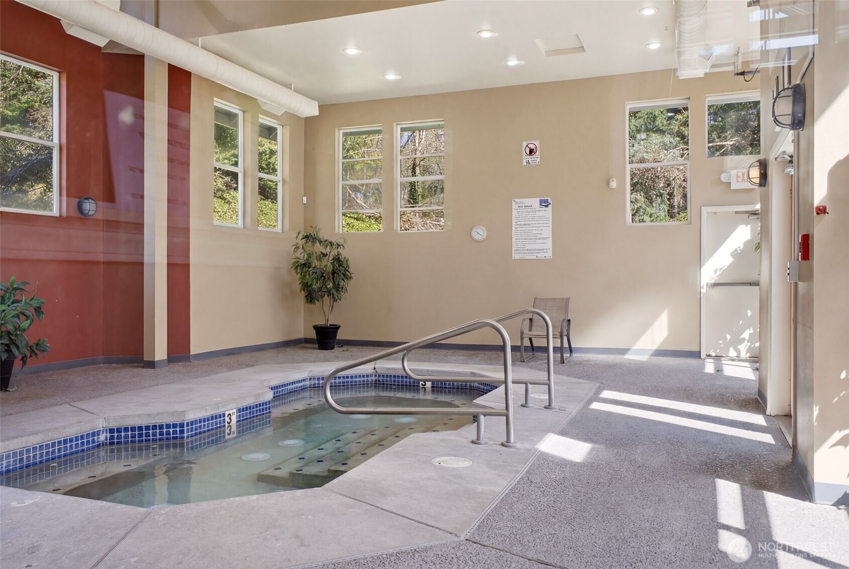 33020 10th Avenue SW #E102, Federal Way, WA 98023