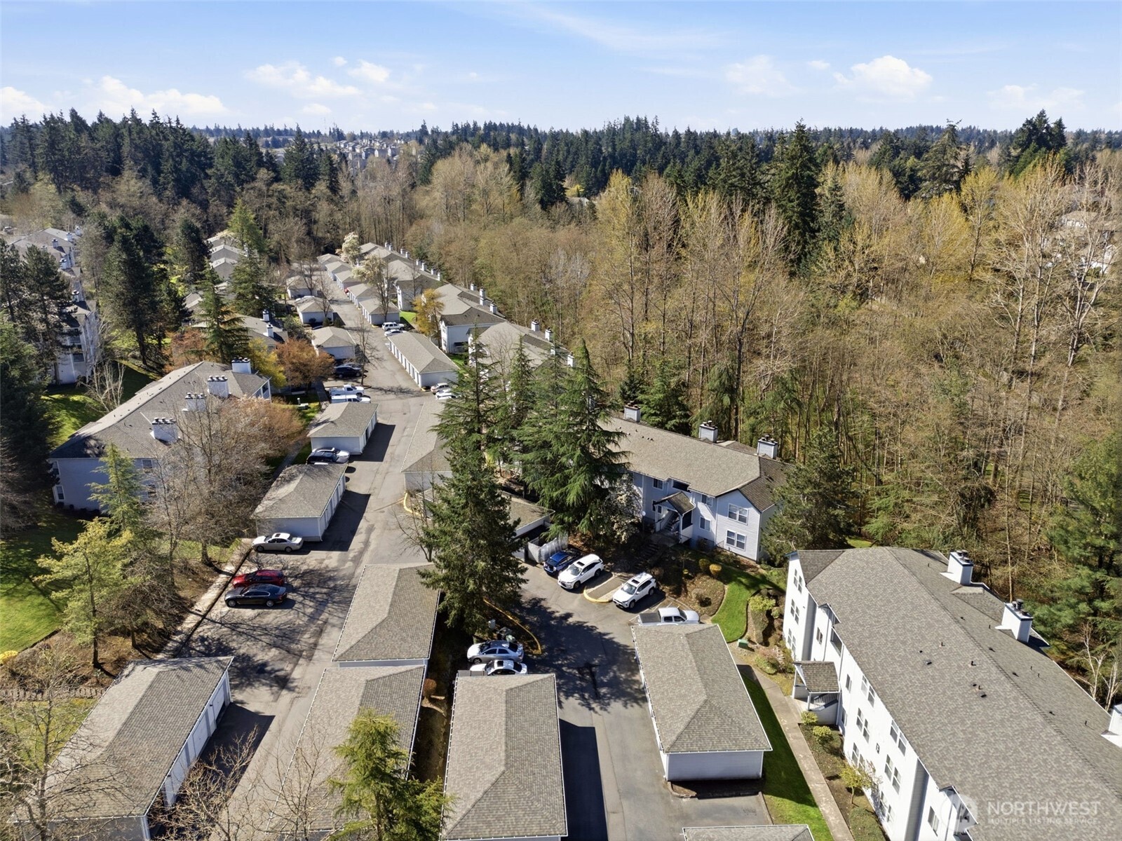 33020 10th Avenue SW #E102, Federal Way, WA 98023