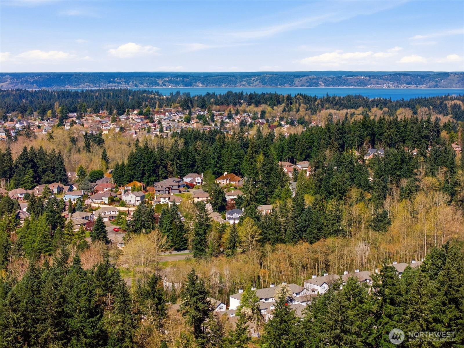 33020 10th Avenue SW #E102, Federal Way, WA 98023