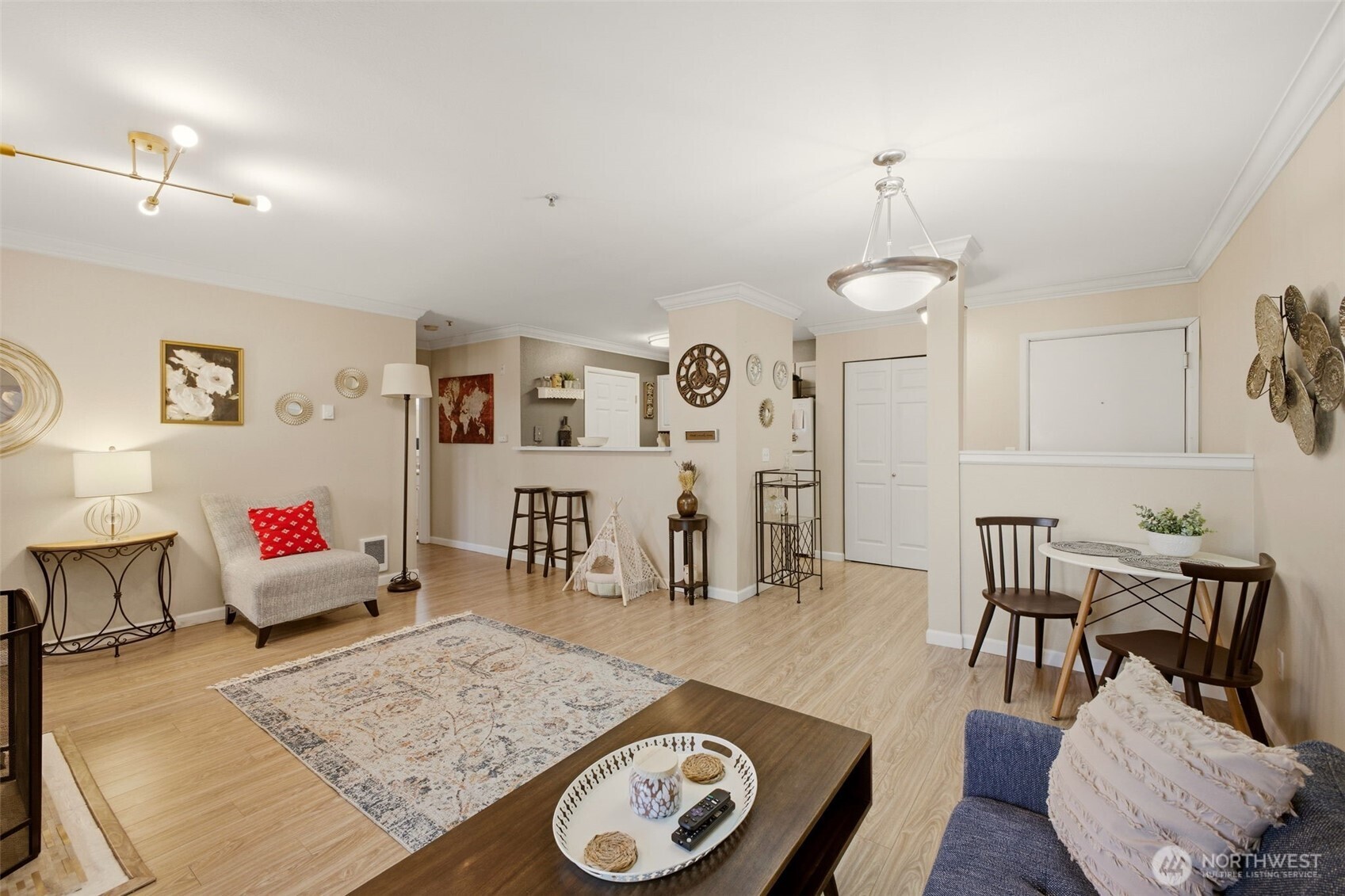 33020 10th Avenue SW #E102, Federal Way, WA 98023