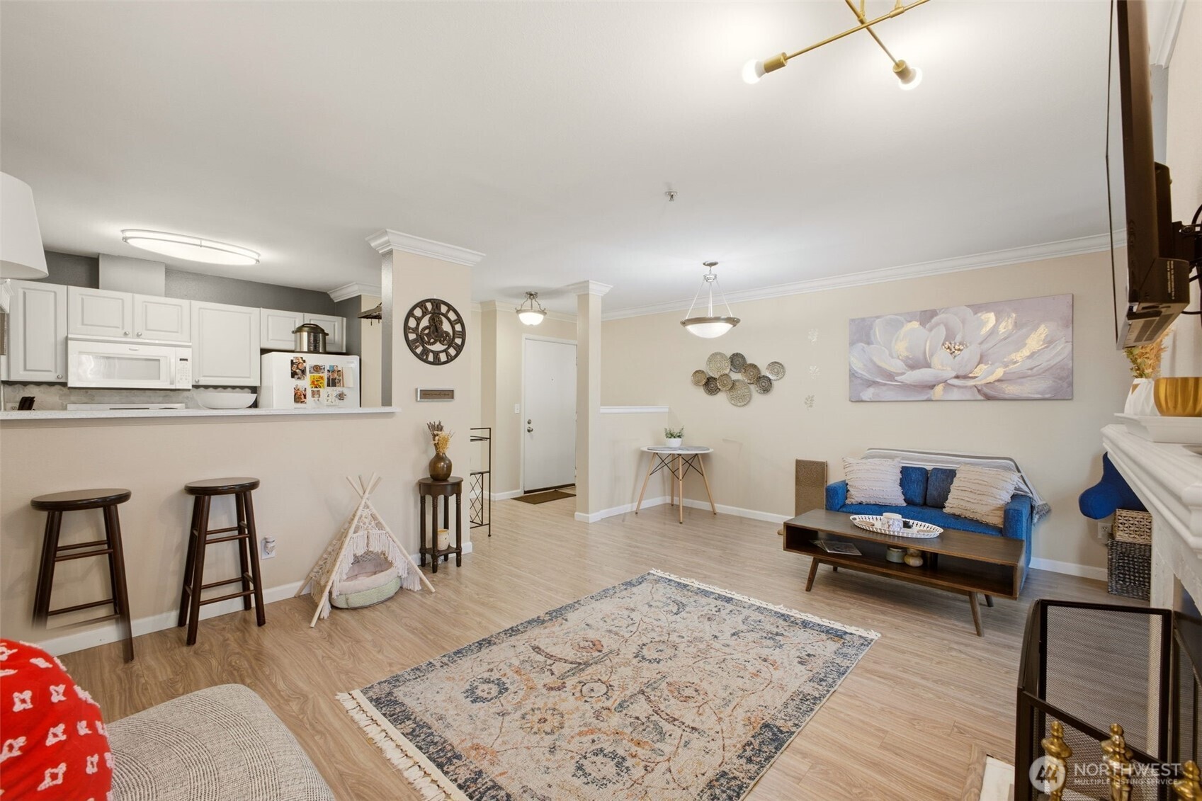 33020 10th Avenue SW #E102, Federal Way, WA 98023